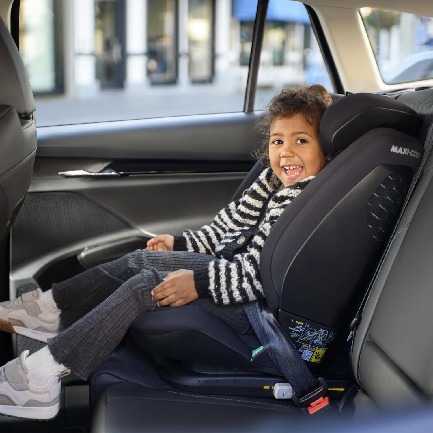 Maxi-Cosi Nomad XL Plus, Seggiolino Auto 9-36 kg Evolutivo, 15 Mesi-12 Anni, 76-150 cm, Seggiolino Auto Pieghevole, Ultracompatto e Leggero, Protezione Impatti Laterali G-CELL, Borsa, Authentic Black