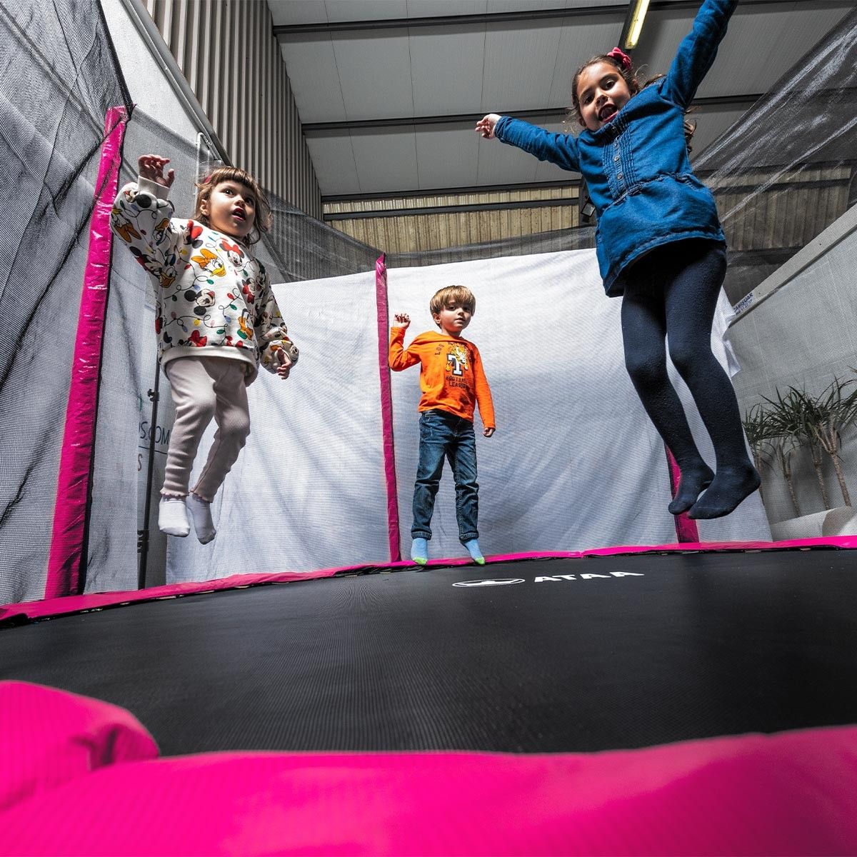 Cama Elástica Infantil 250 Rosa - Juegos Y Juguetes Infantiles Para Niños Al Aire Libre