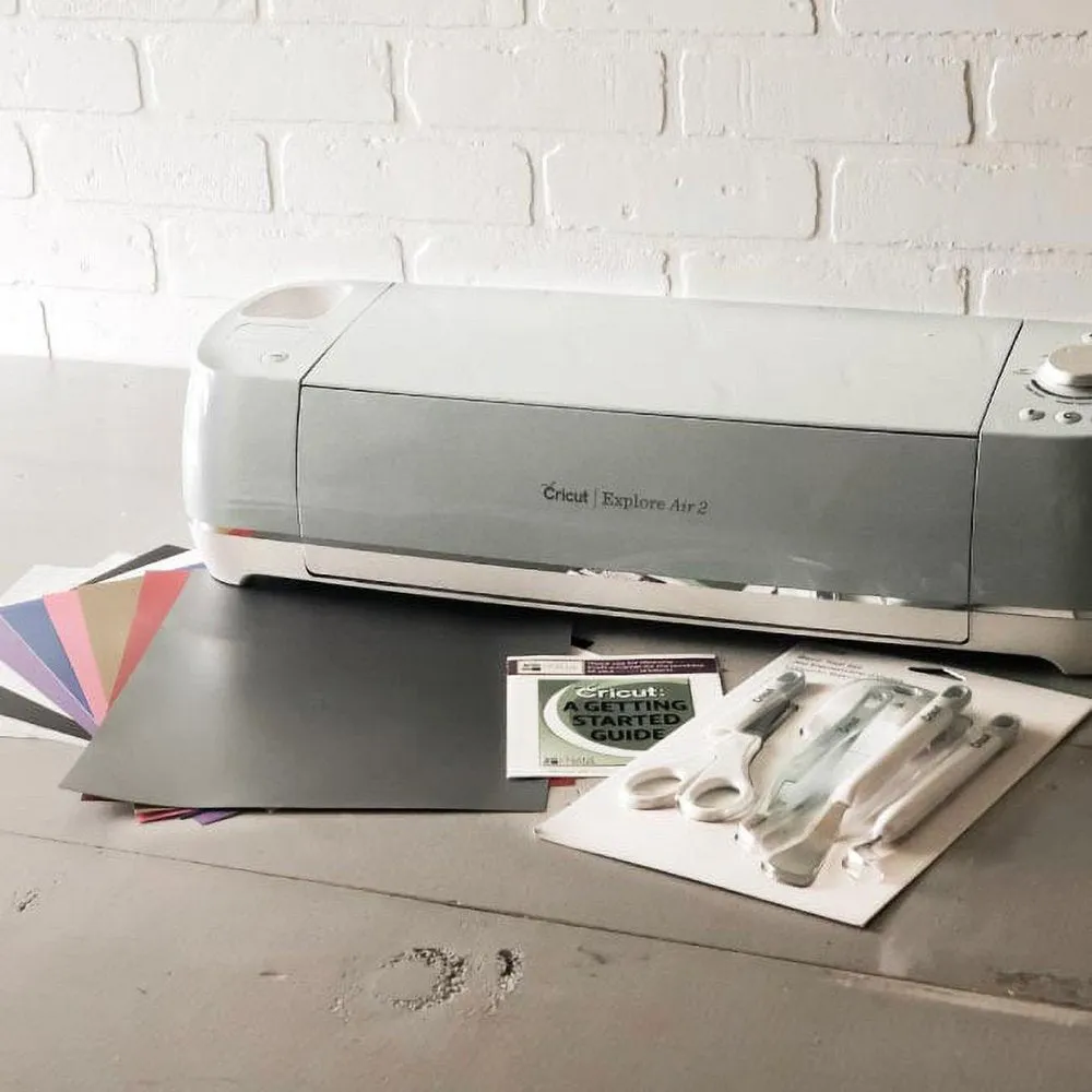 Cricut Explore Air 2 Machine Bundle   Beginner Guide, Tool Kit, Vinyl Pack, Designs & Project Inspiration