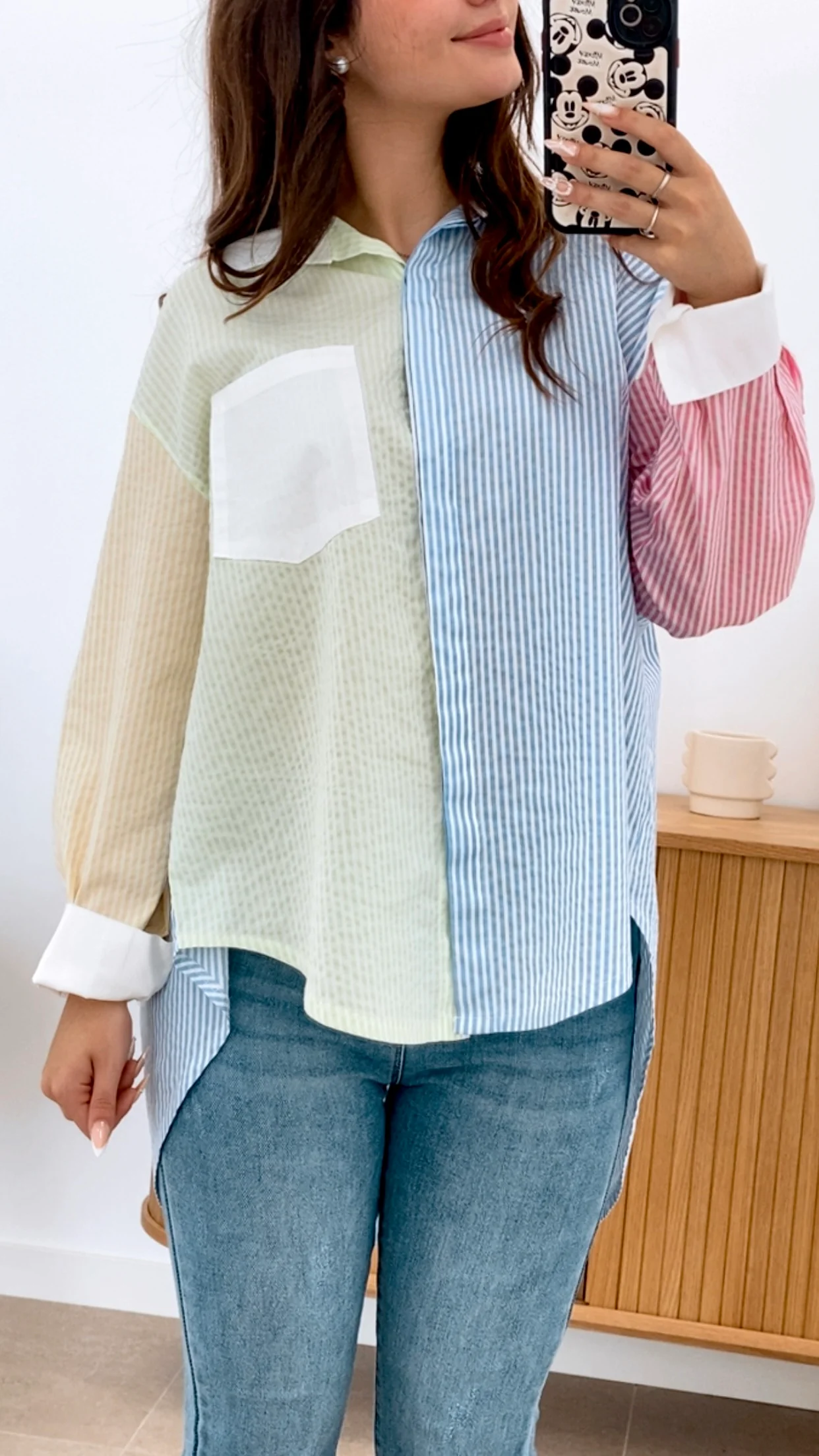 Camisa Rayas Colorines de Talla Única en 100% Algodón con Estampado Vibrante y Espalda Larga Ideal para Look Casual