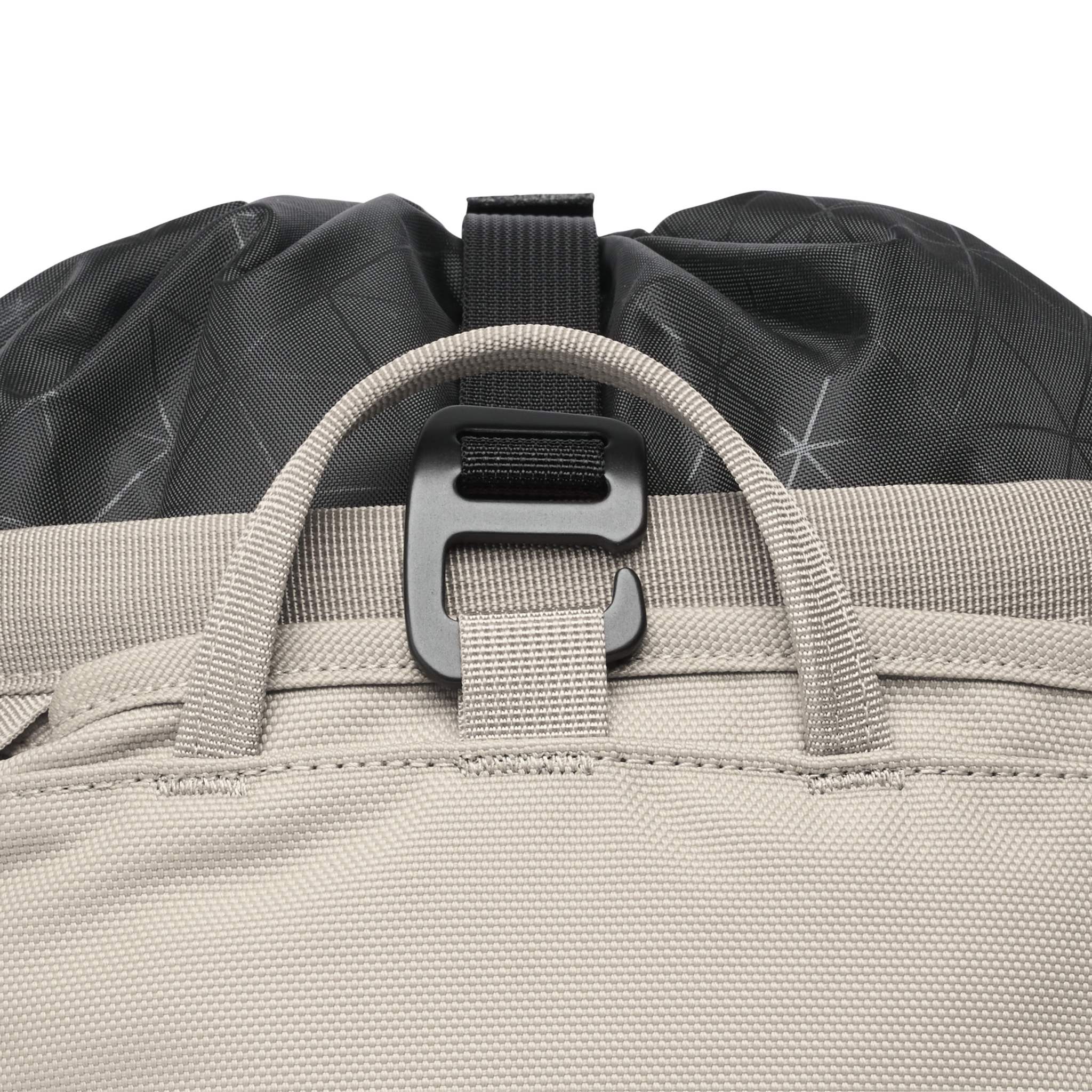Street Creek 24 Backpack