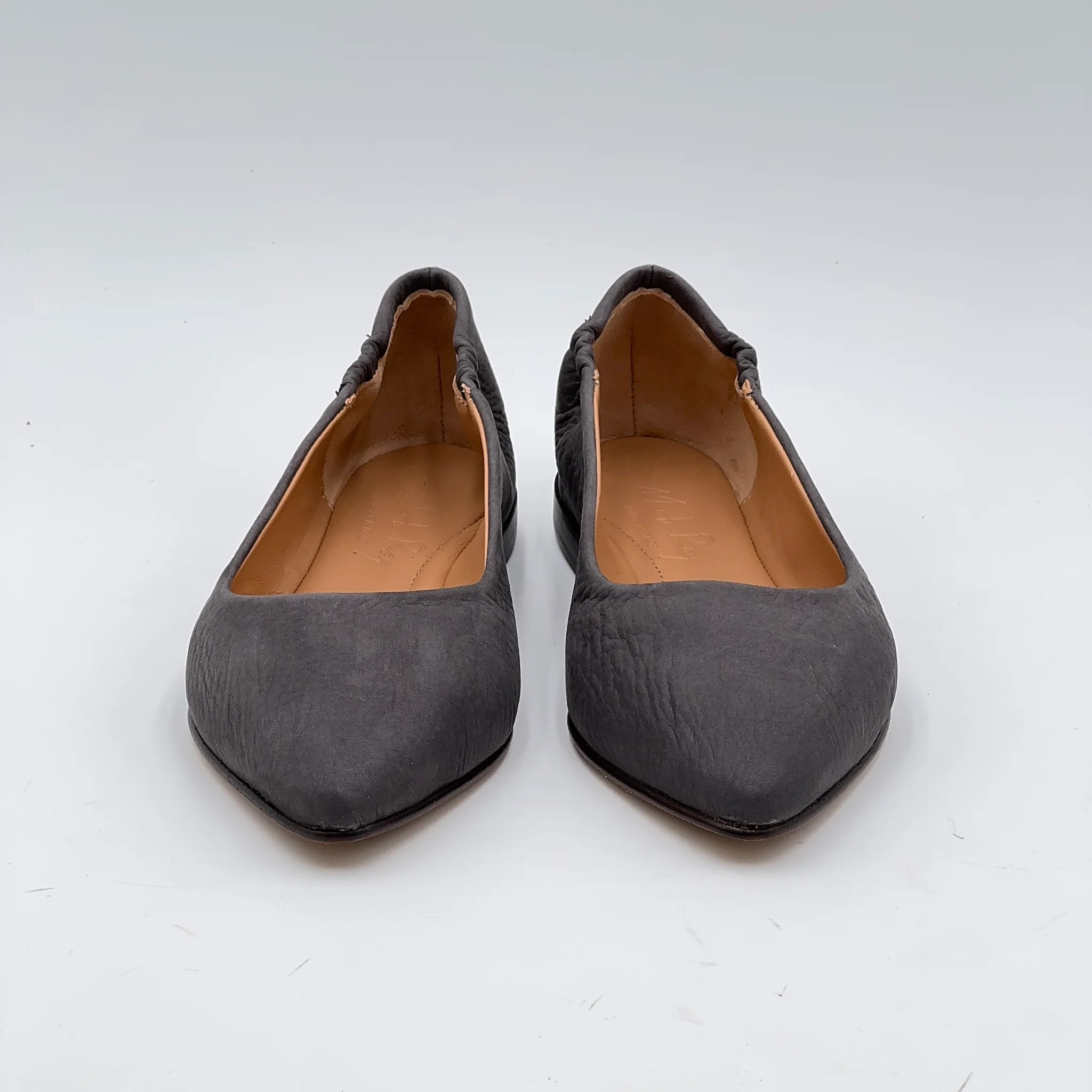 Ballerina Agostina long beach fumo
