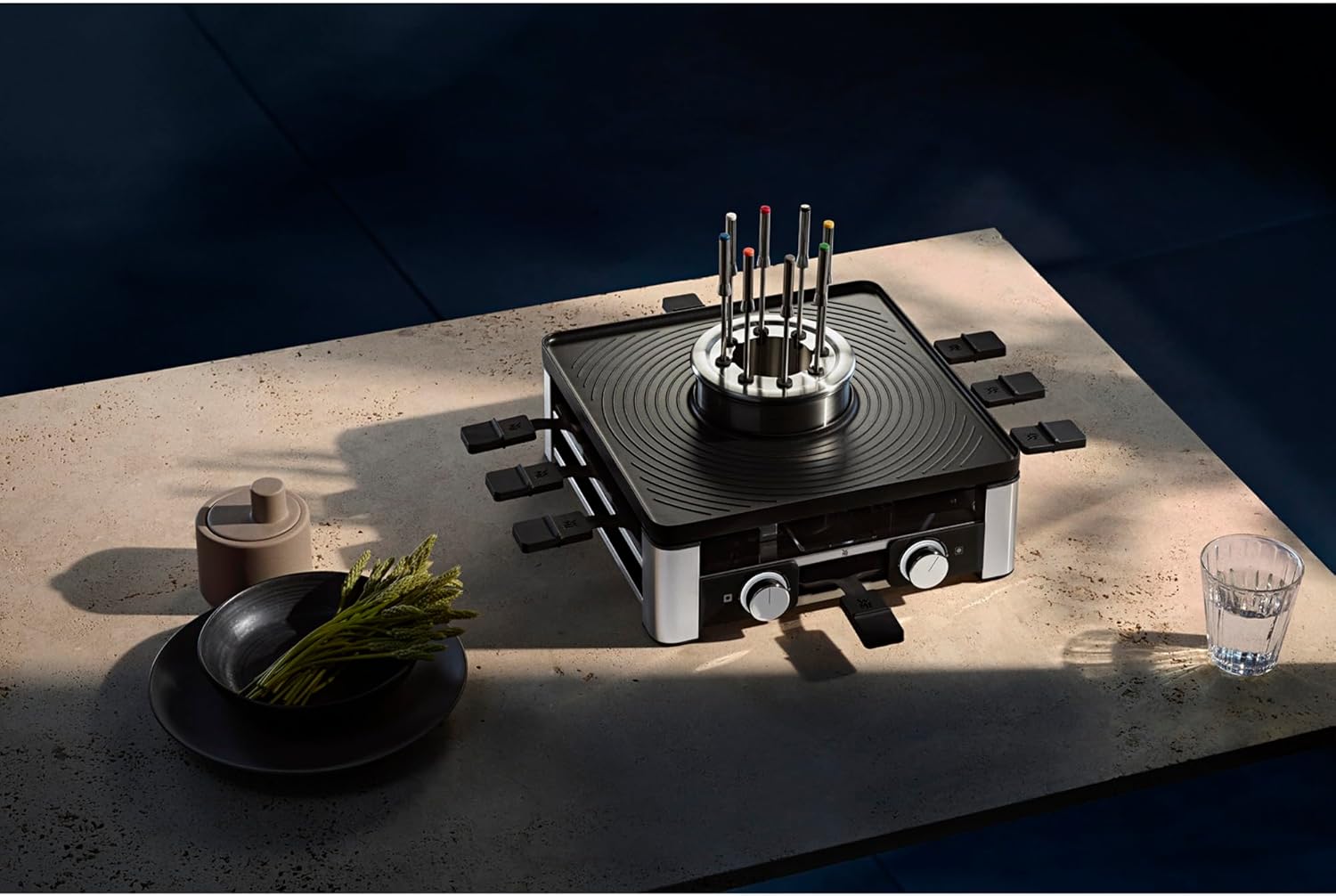 WMF Lumero 3in1 Gourmet Station für 8 Personen, Raclette Fondue Kombi, elektrisch, Temperaturregulierung, Beleuchtung, 1800 Watt, platzsparend, edelstahl matt