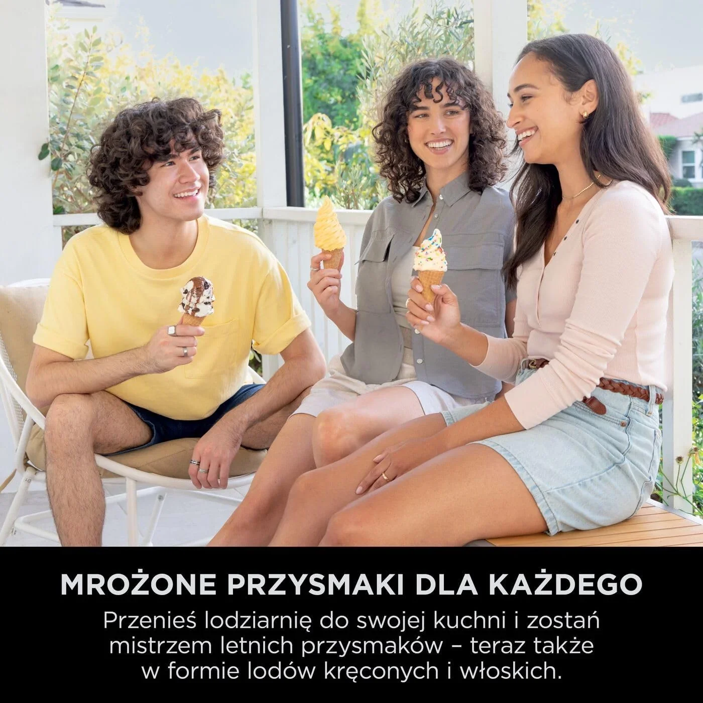 Ninja CREAMi Scoop and Swirl Maszyna do lodów z 2 pojemnikami, 13 funkcji, przygotowuje lody, lody włoskie, gelato, koktajle mleczne i inne desery, opcja dodatków, kamienne złoto, NC701EUSTGD