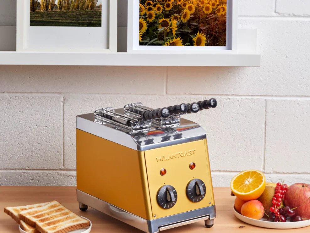 2025 Tostadora Milantoast de 2 ranuras con pinzas y soporte para panecillos