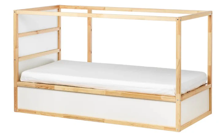 2025 KURA Omkeerbaar Bed, Wit/Den, 90x200 cm