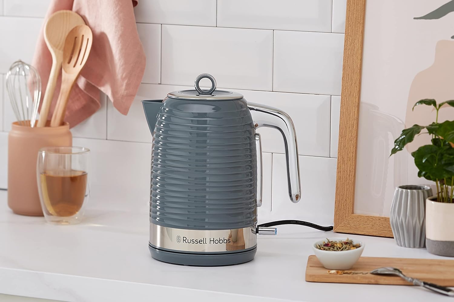 Russell Hobbs Inspire Grey Frühstückset Toaster, Wasserkocher und Kaffeemaschine