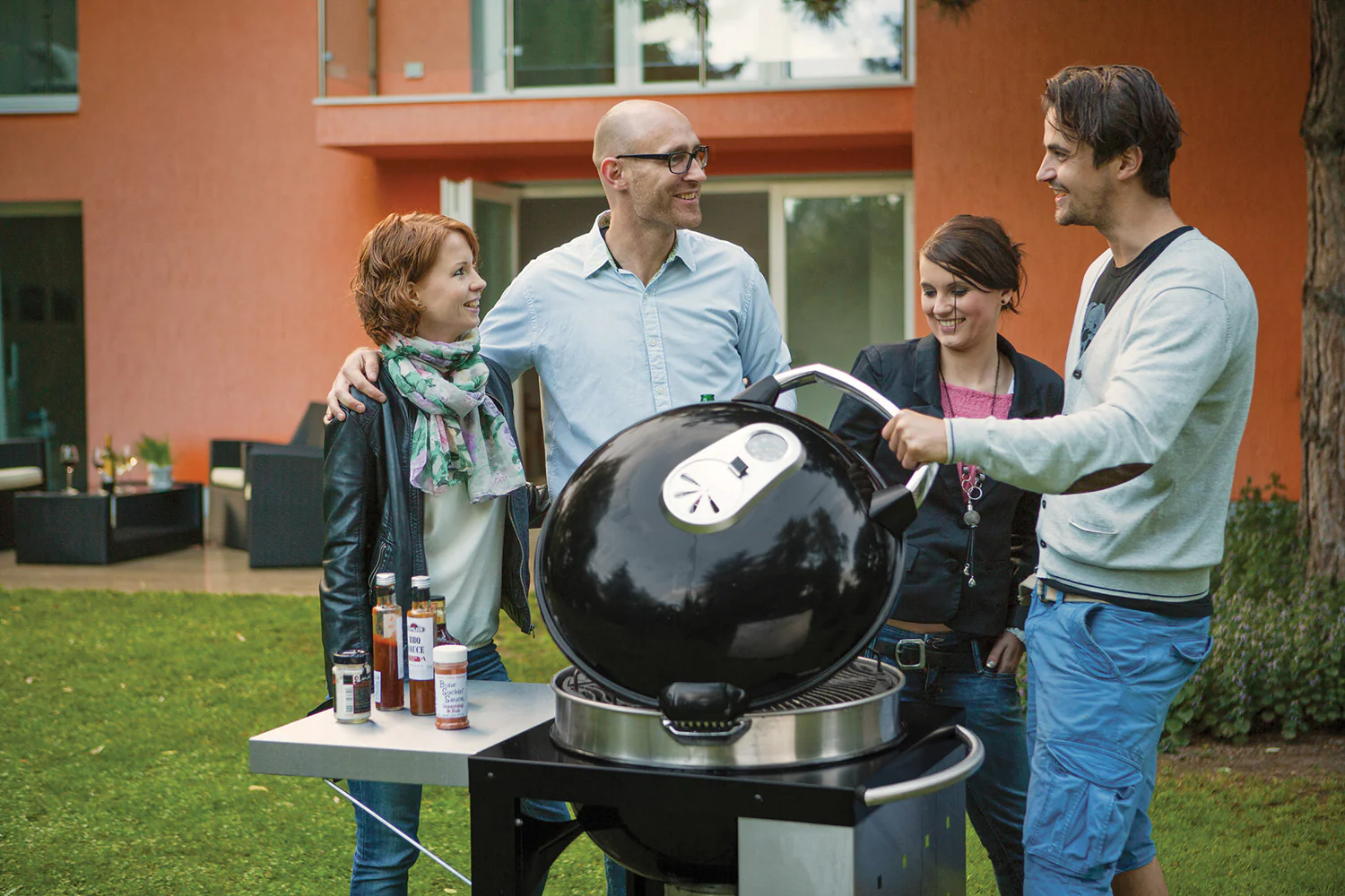 2025 Parrilla de carbón Napoleon bola (Ø 57 cm) con carro
