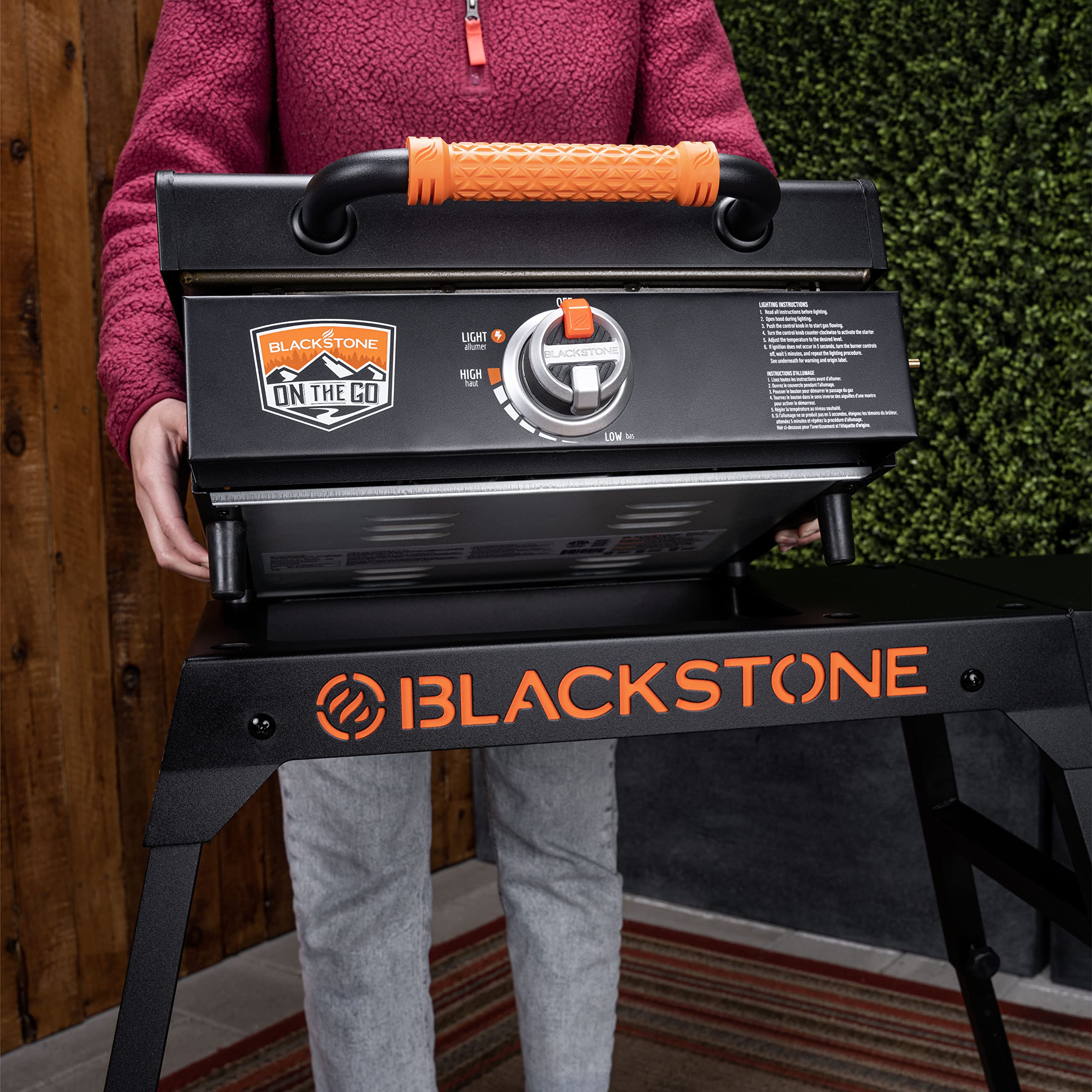 Blackstone Universal Griddle Stand with Adjustable Leg and Side Shelf