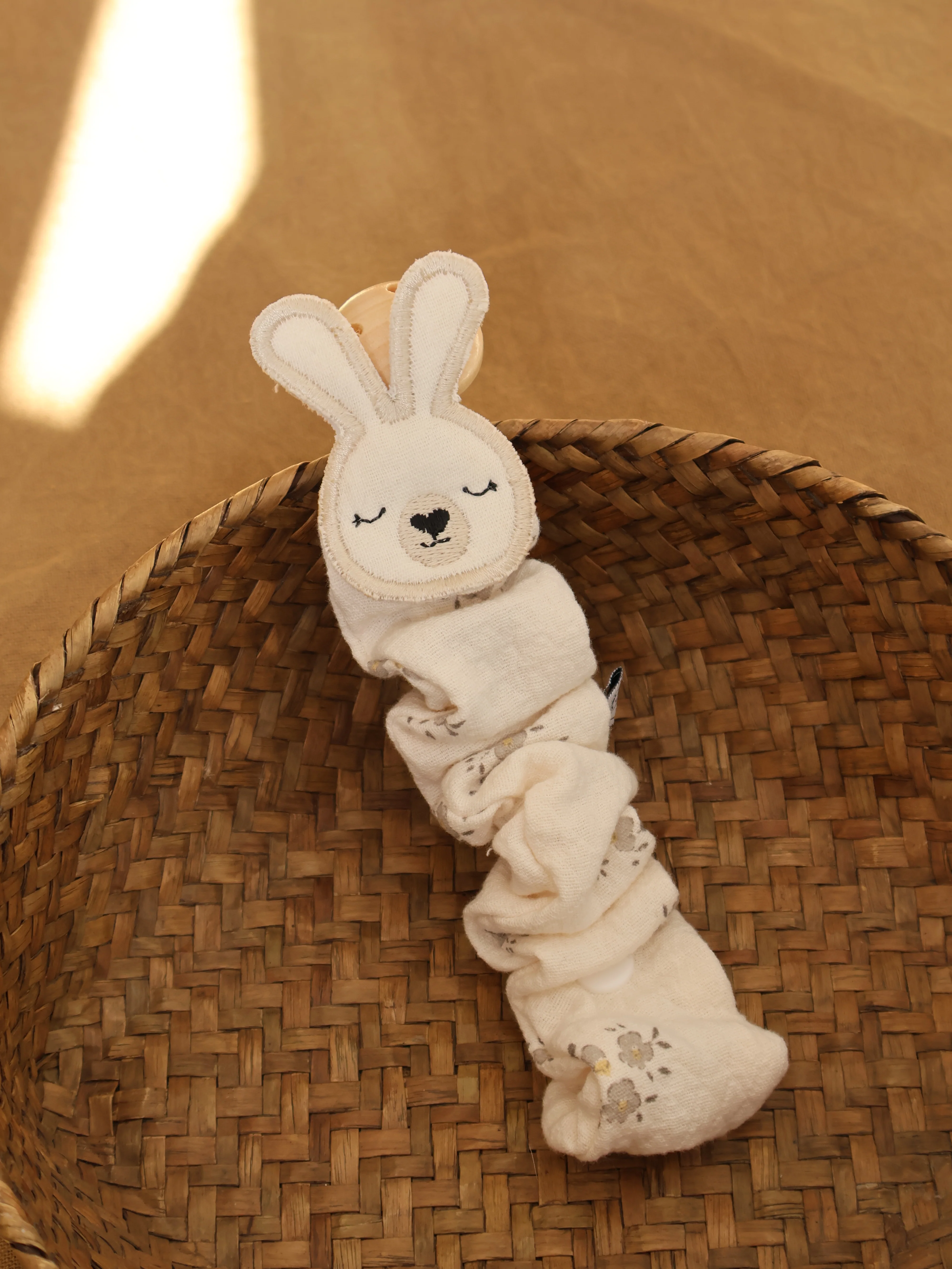 Chupetero Bordado Baby Sia Inti Gris