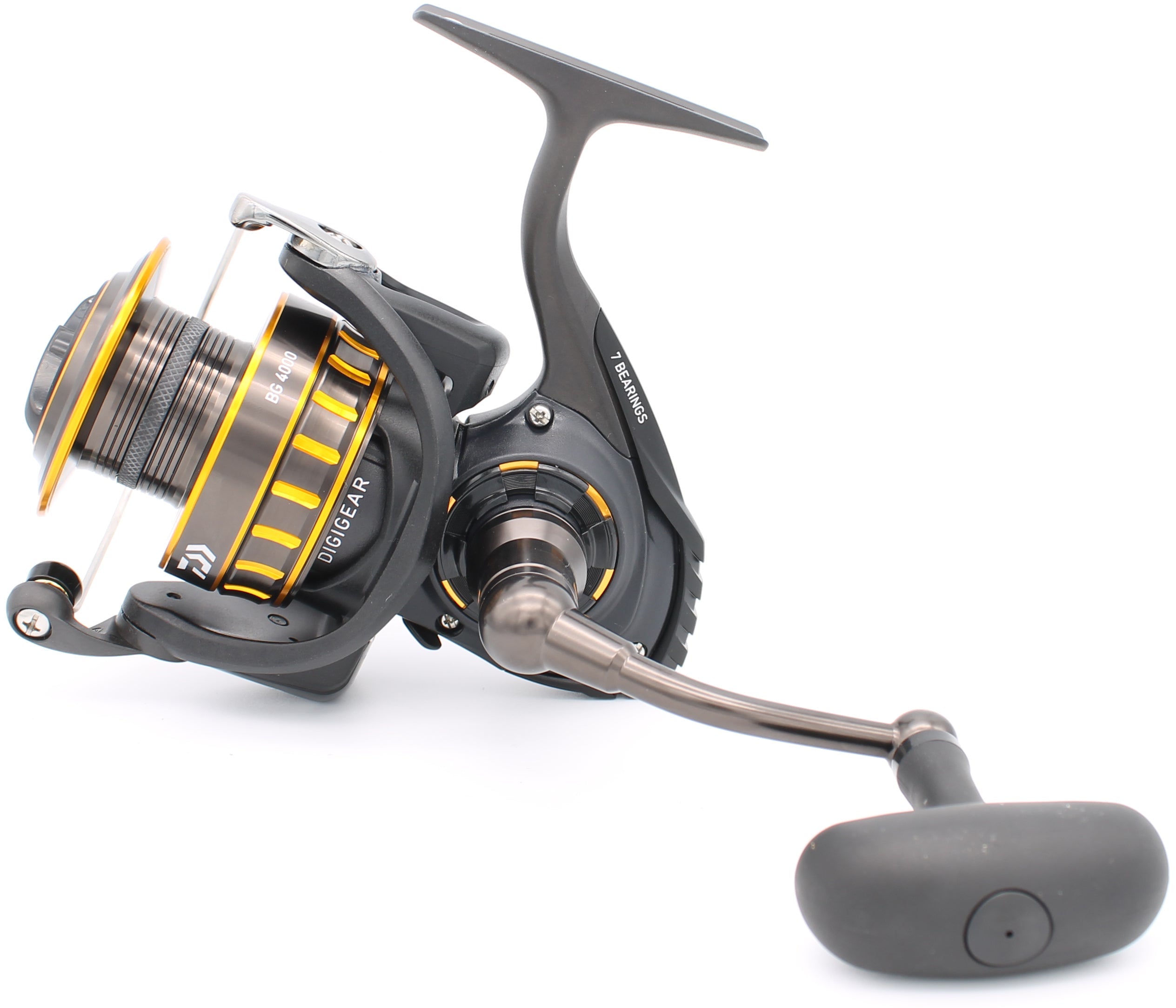 Daiwa BG Spinning Reel – Black Anodized Aluminum, Digigear System, Air Rotor, Waterproof Drag for Freshwater & Saltwater Fishing