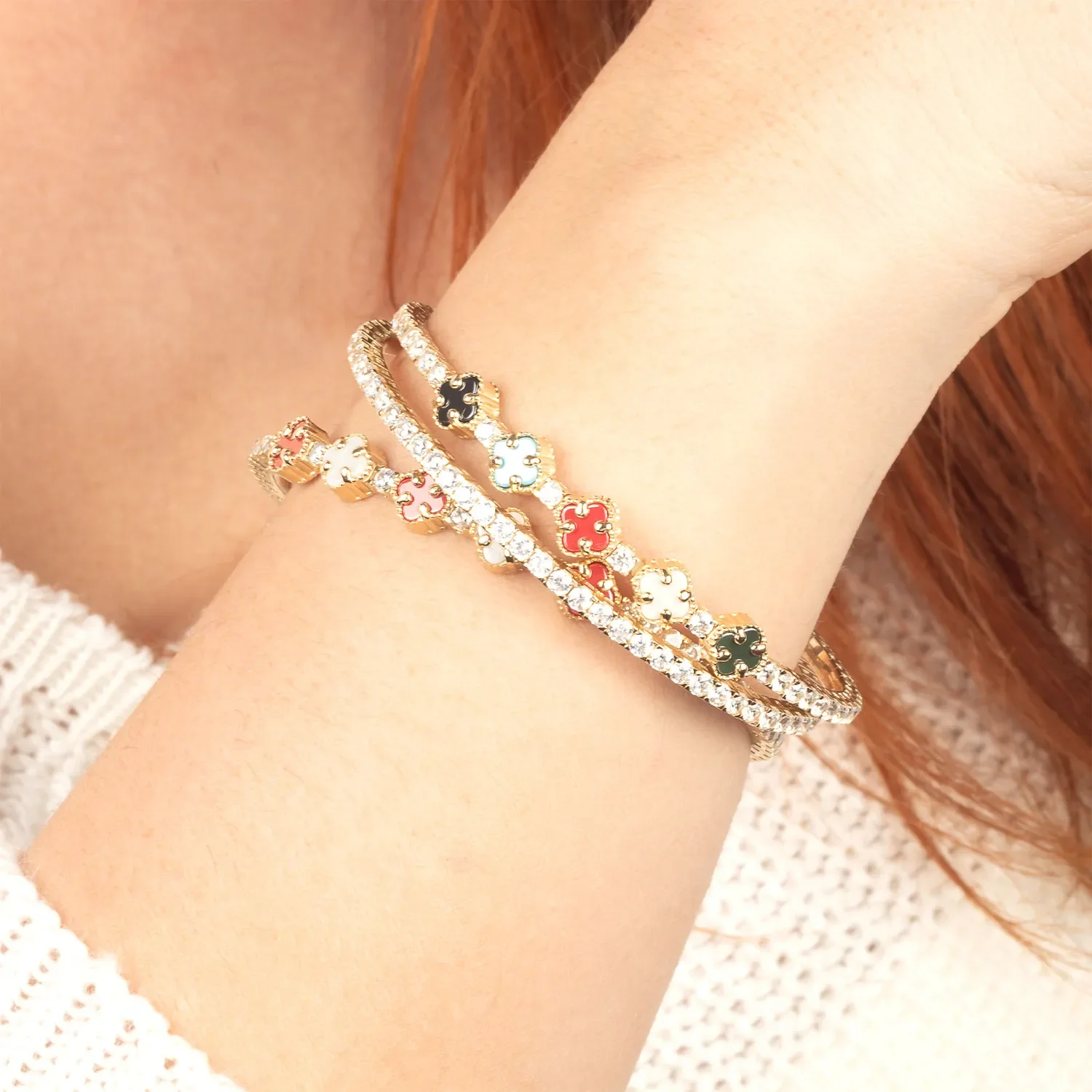 Aqeeq & White Clover 18K Gold Tennis Bracelet – Moissanite Bangle