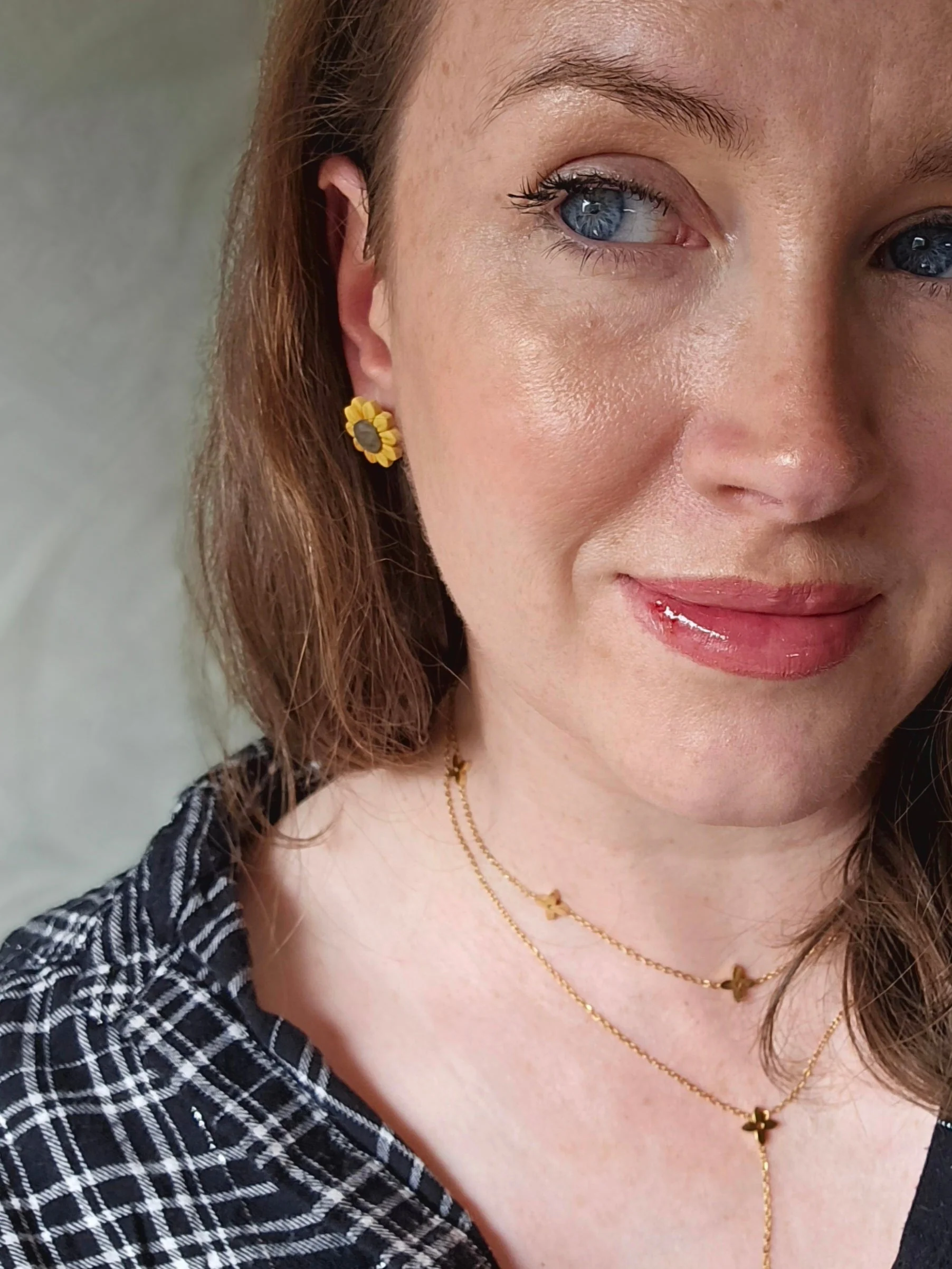 Sunflower studs