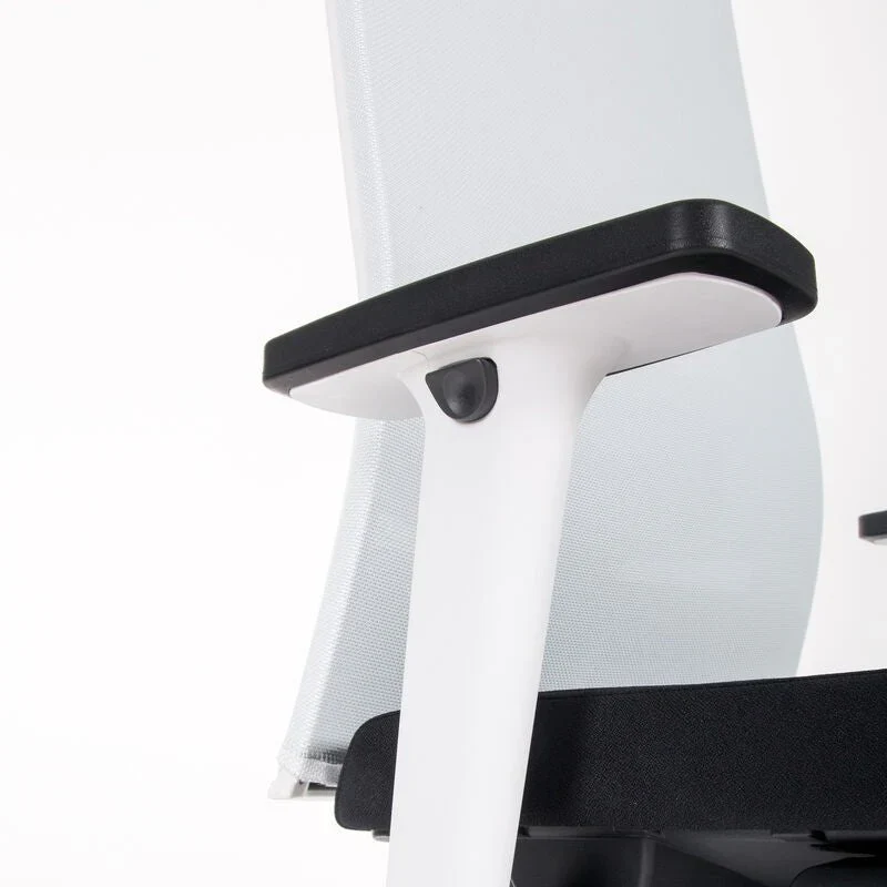 2025 Silla de Oficina Ergonómica con Respaldo de Malla lento Agilis Matrix MT12 EDICIÓN ESPECIAL Pure Black