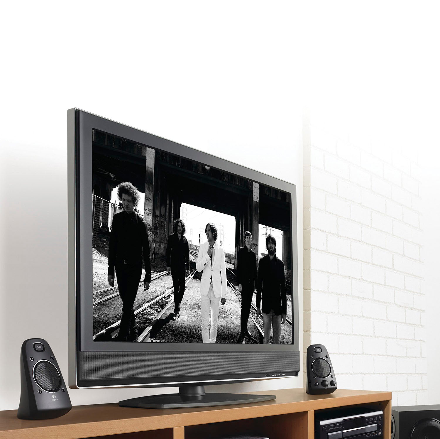 Logitech &ndash; Z623 2.1 Speaker System (3 Piece) &ndash; Black