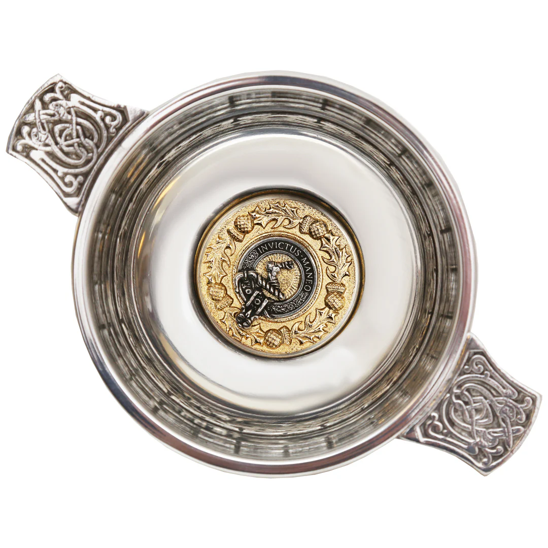 Clan Crest Quaich - Armstrong
