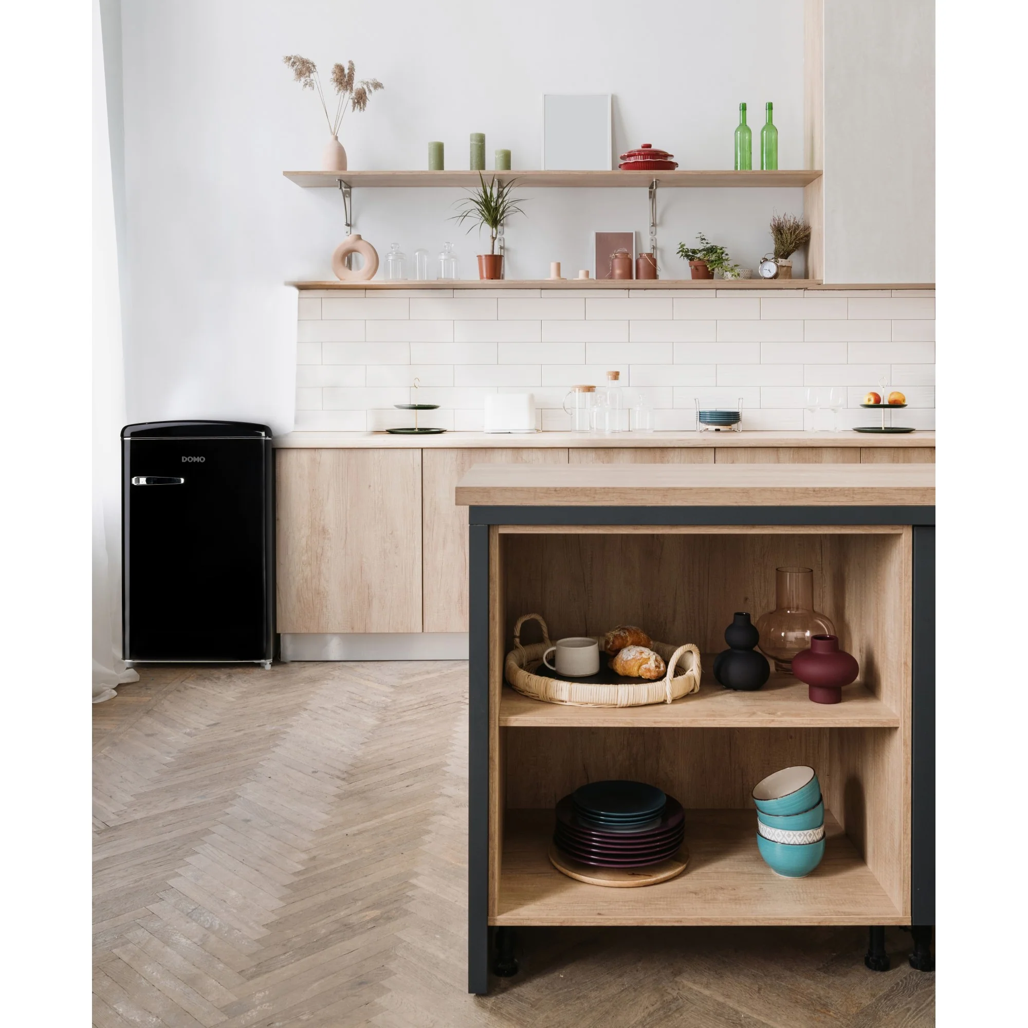 Domo Kühlschrank mit Gefrierfach DO91702R, 108 Liter