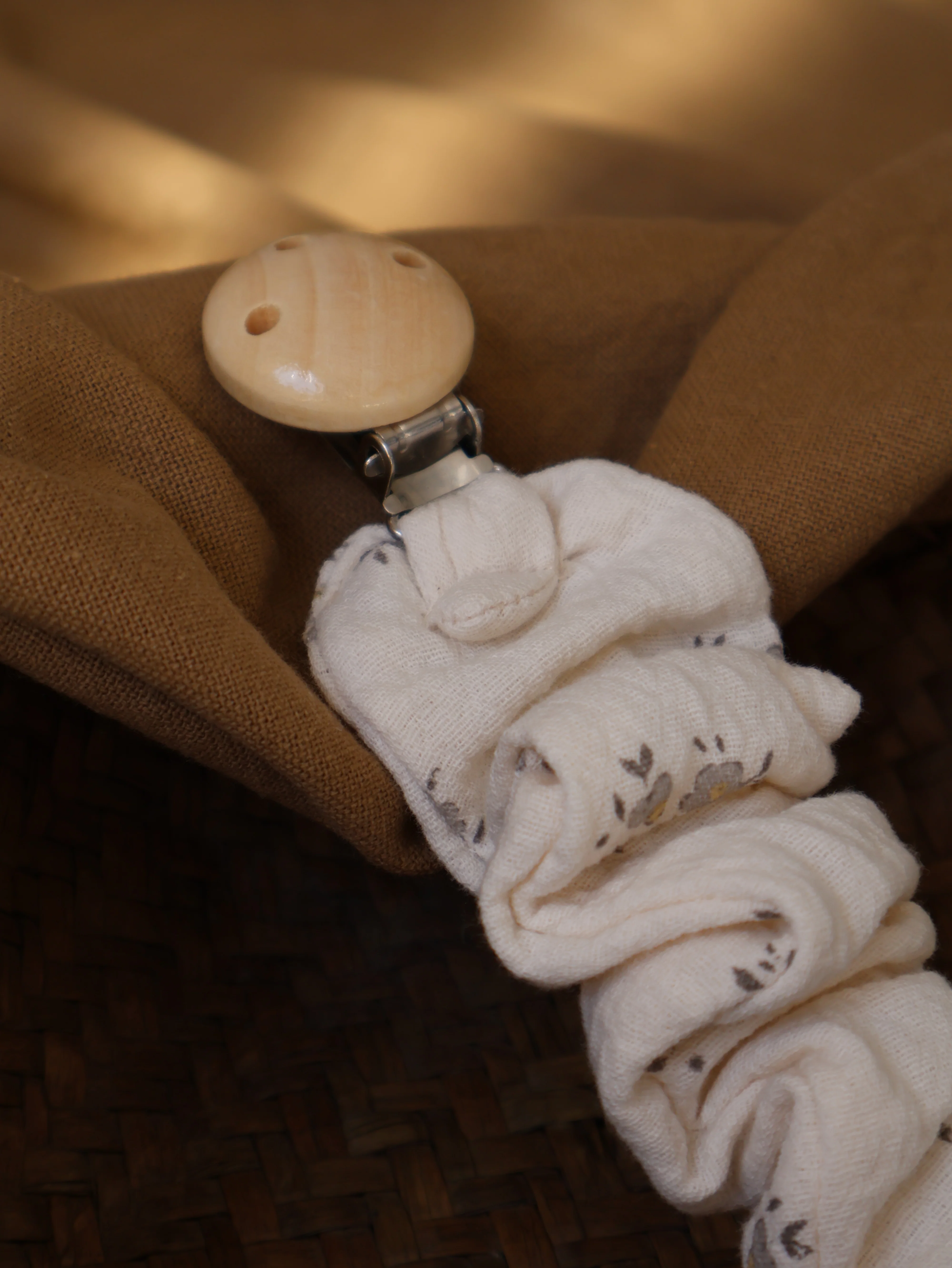 Chupetero Fruncido Inti Gris