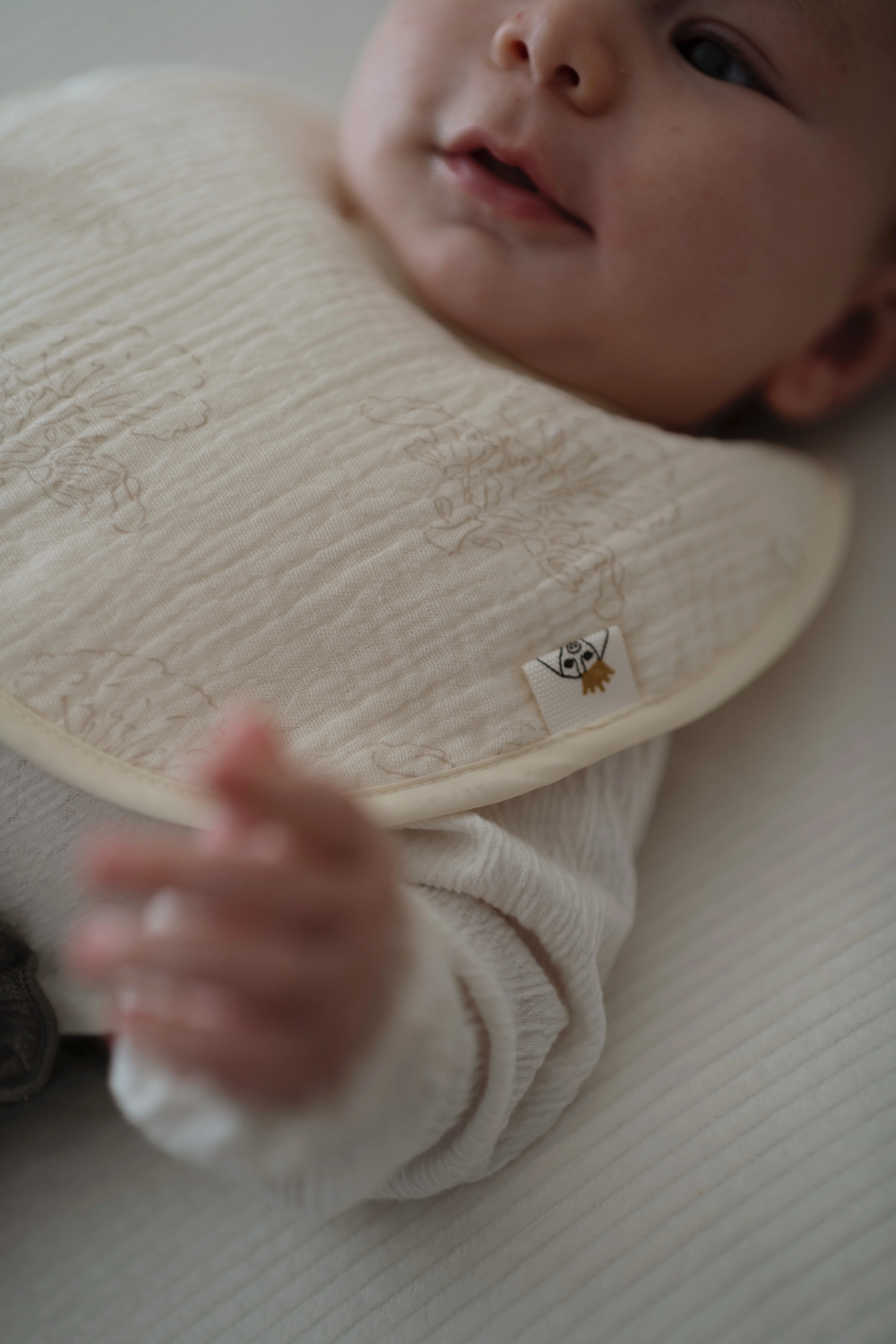 Babero Gasa Ren�� + Rizo