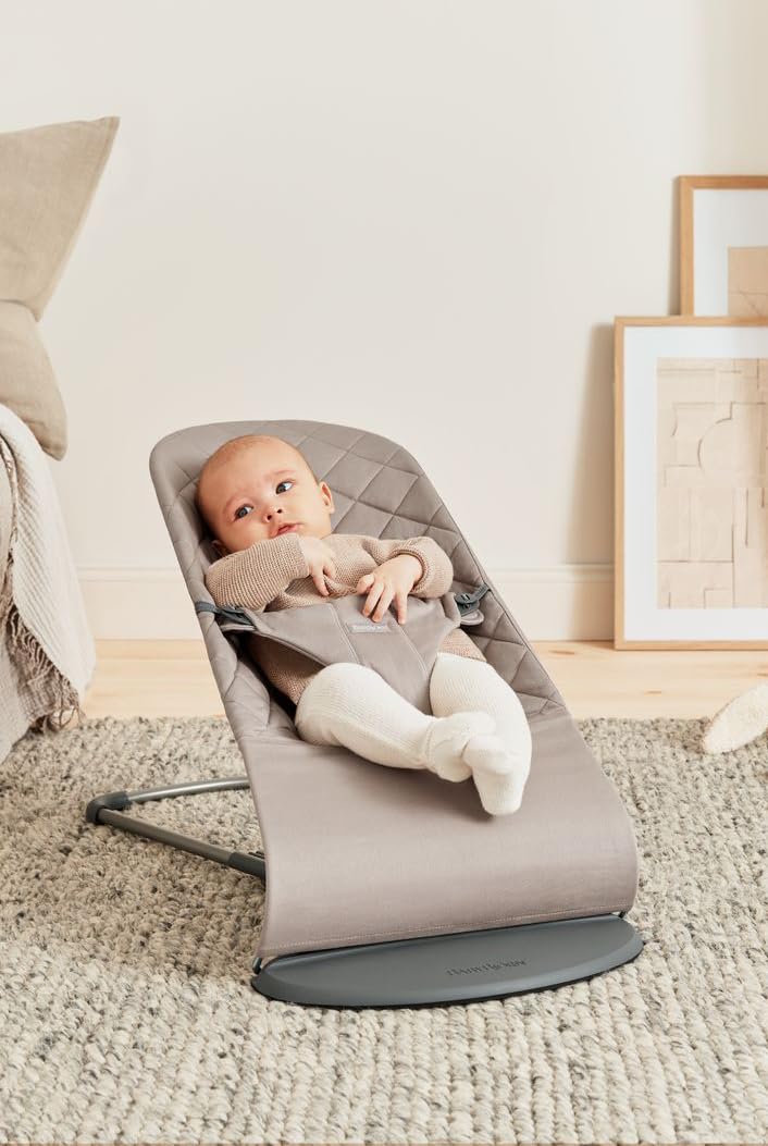 BabyBjörn Babywippe Bliss, Gewebt, Klassische Steppung, Sandgrau