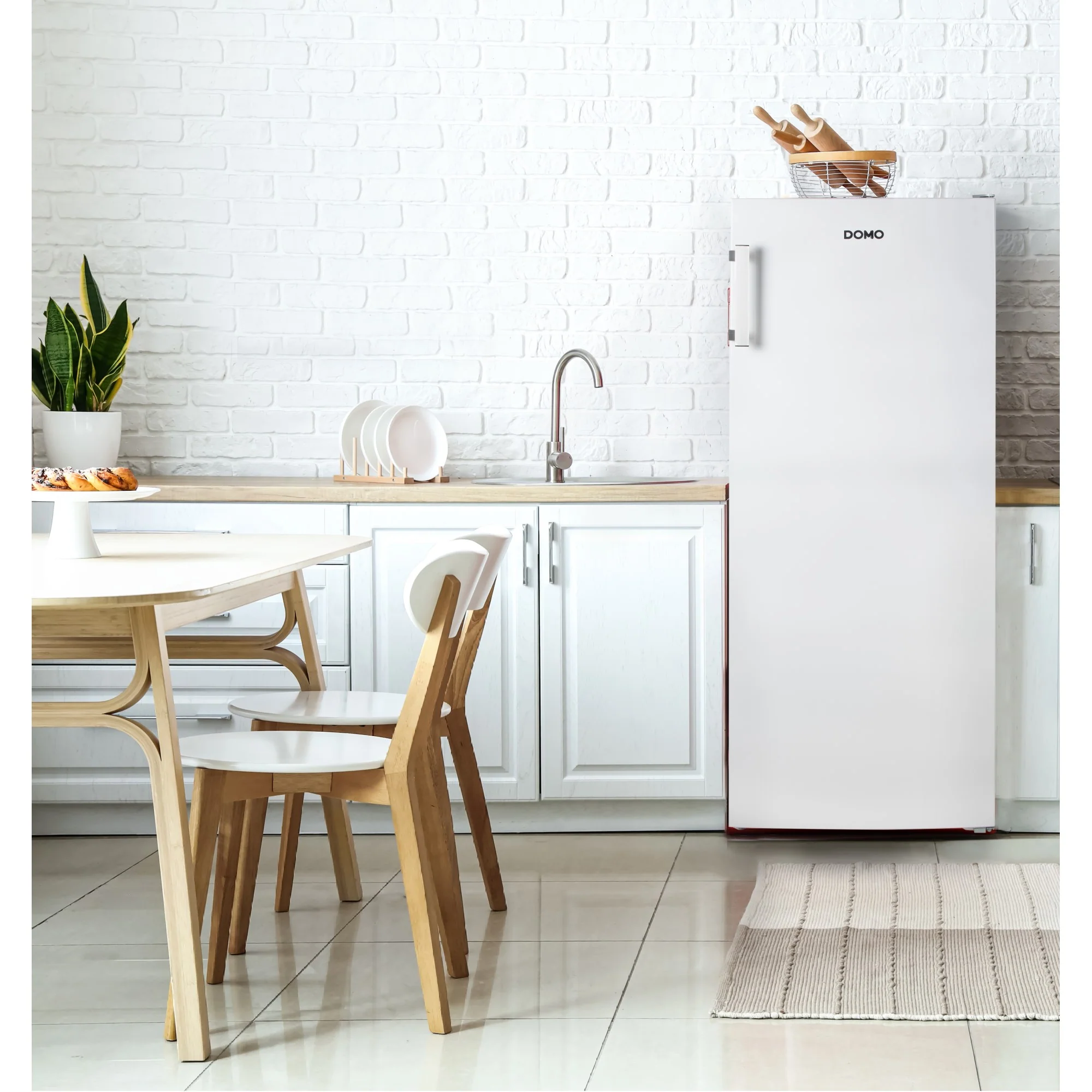Domo Gefrierschrank DO91203F, 161 Liter