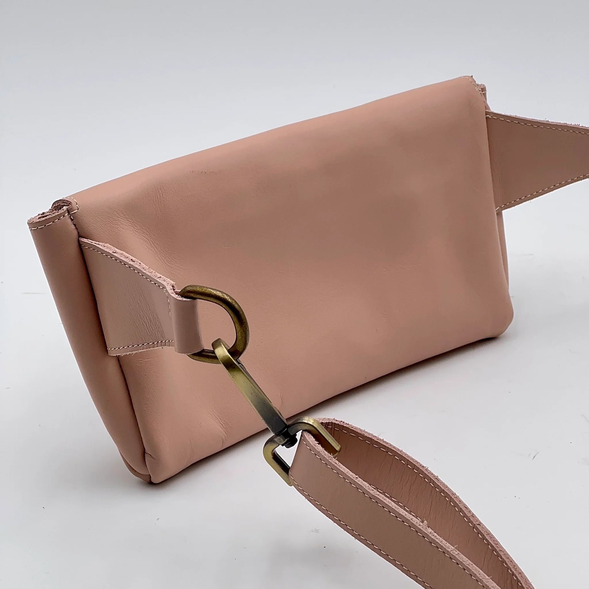 Dotty cuoio nude