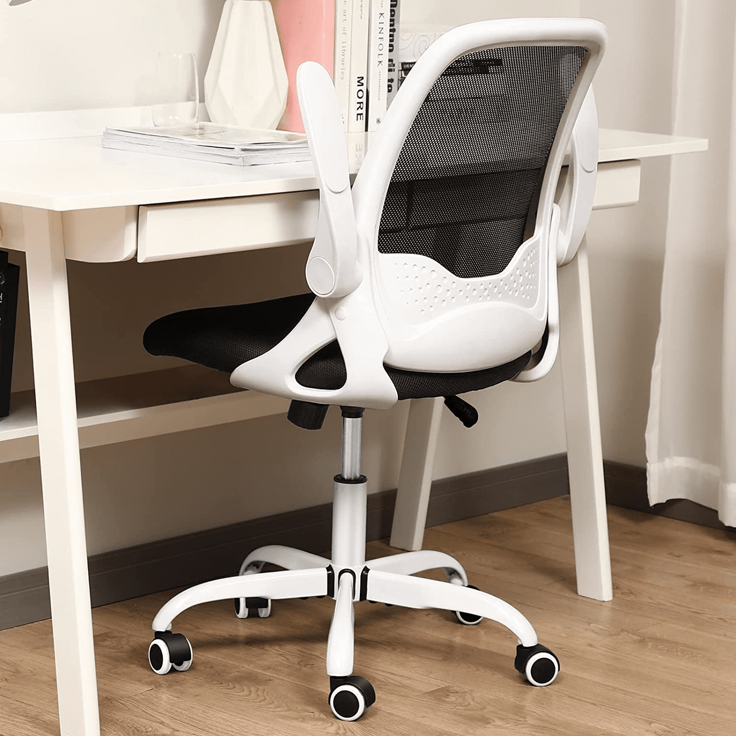 Coolhut Office Chair Ergonomic Home Desk Chair with Adjustable Armrests Mesh Computer Chair, Black