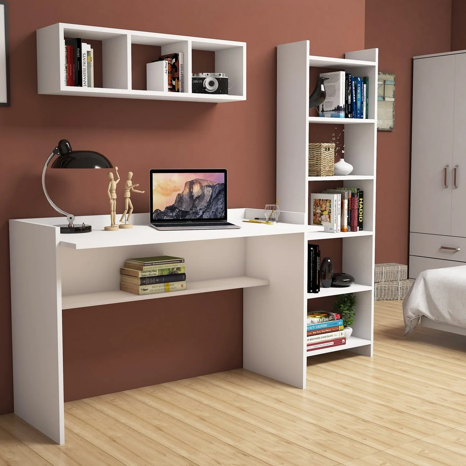 Composizione moderna scrivania per ufficio e casa in legno con mensola e libreria