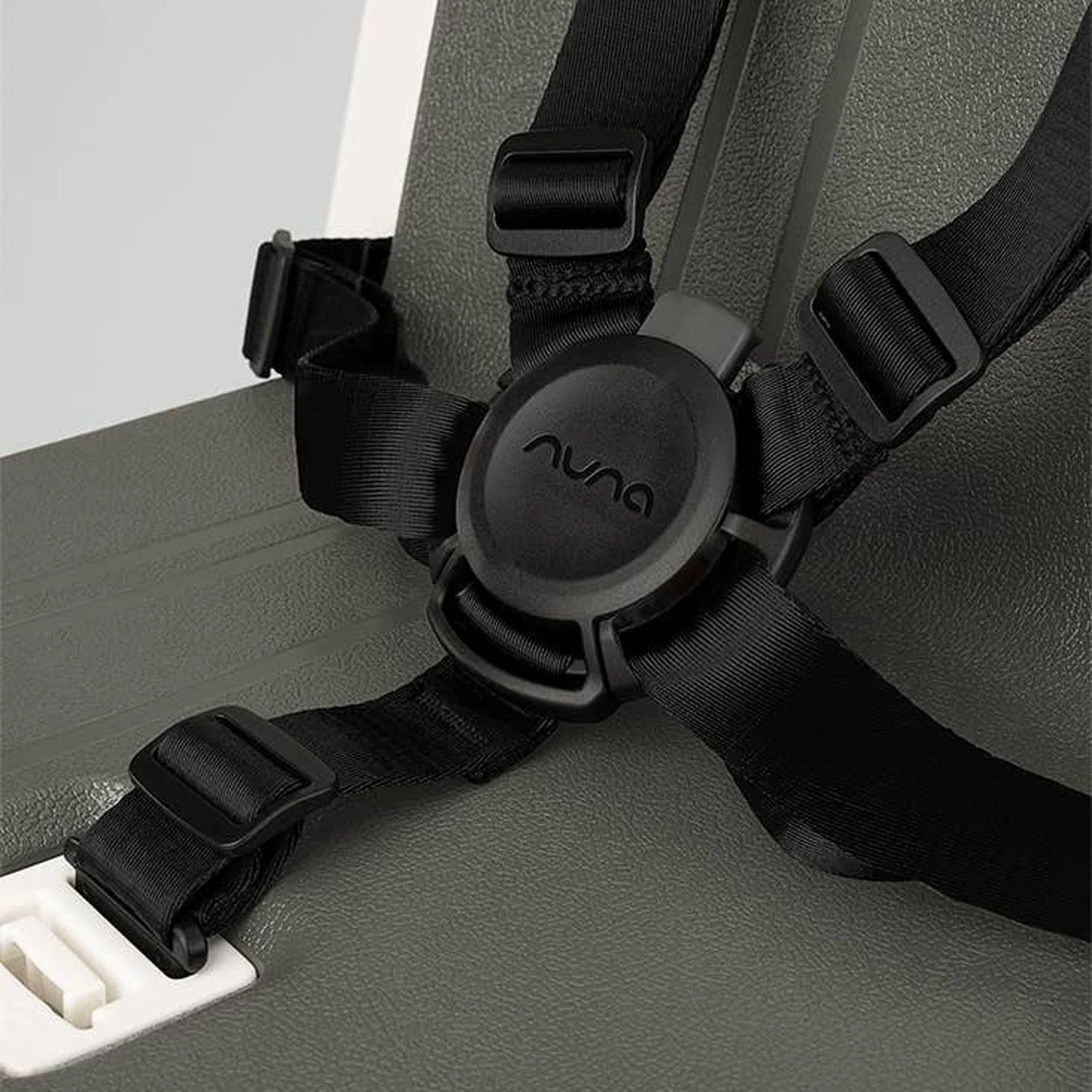 Hoogstoel Nuna ZAAZ met MagneTech Secure Snap