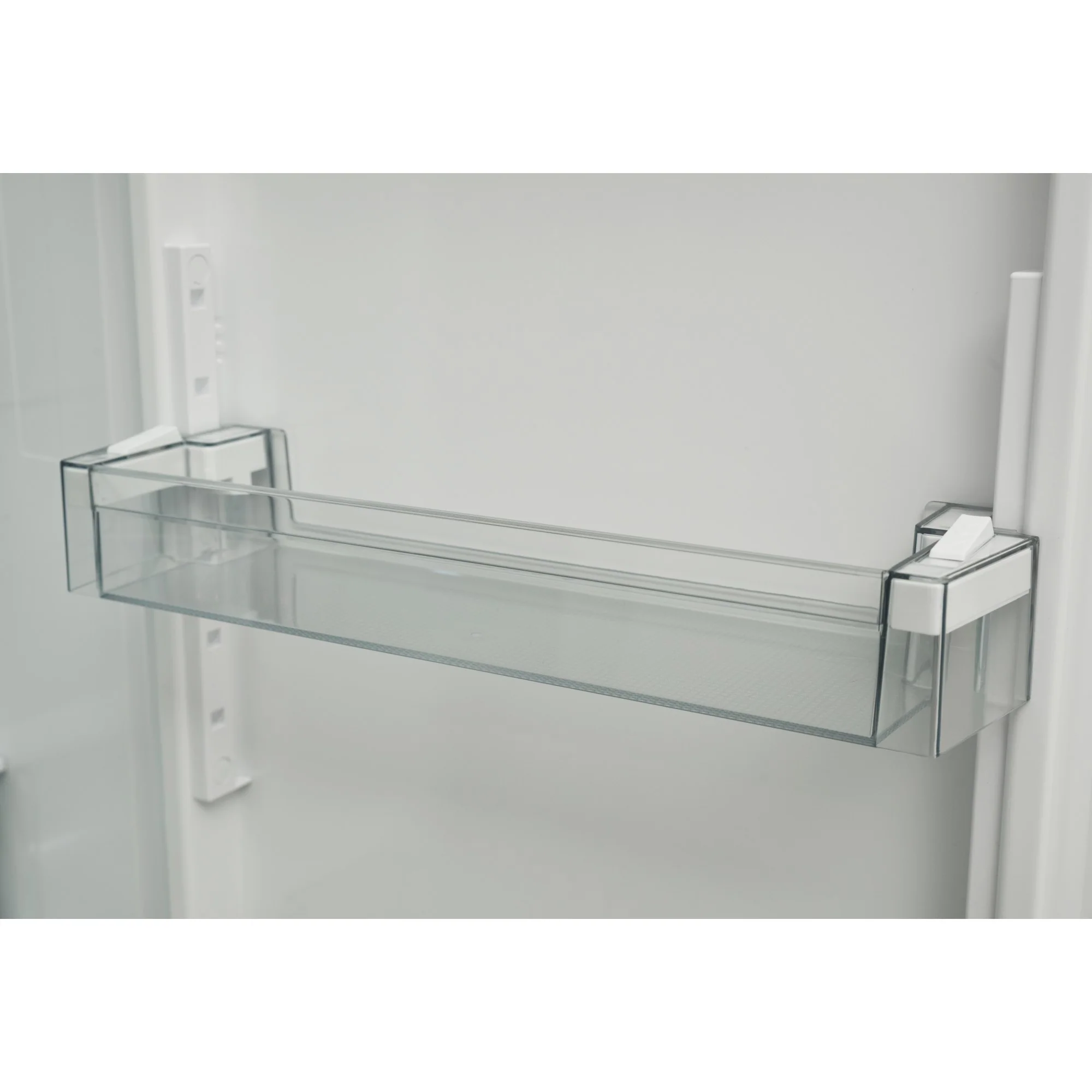 Sharp Einbaukühlschrank mit Gefrierfach SJ-LD180E0XS/CH-Norm, 123er-Nische,Schlepptür