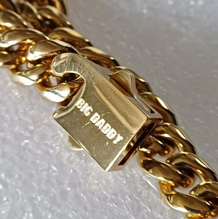 Big Daddy 8MM Cuban Link 18K Gold Bracelet 9 Inch (Defect)