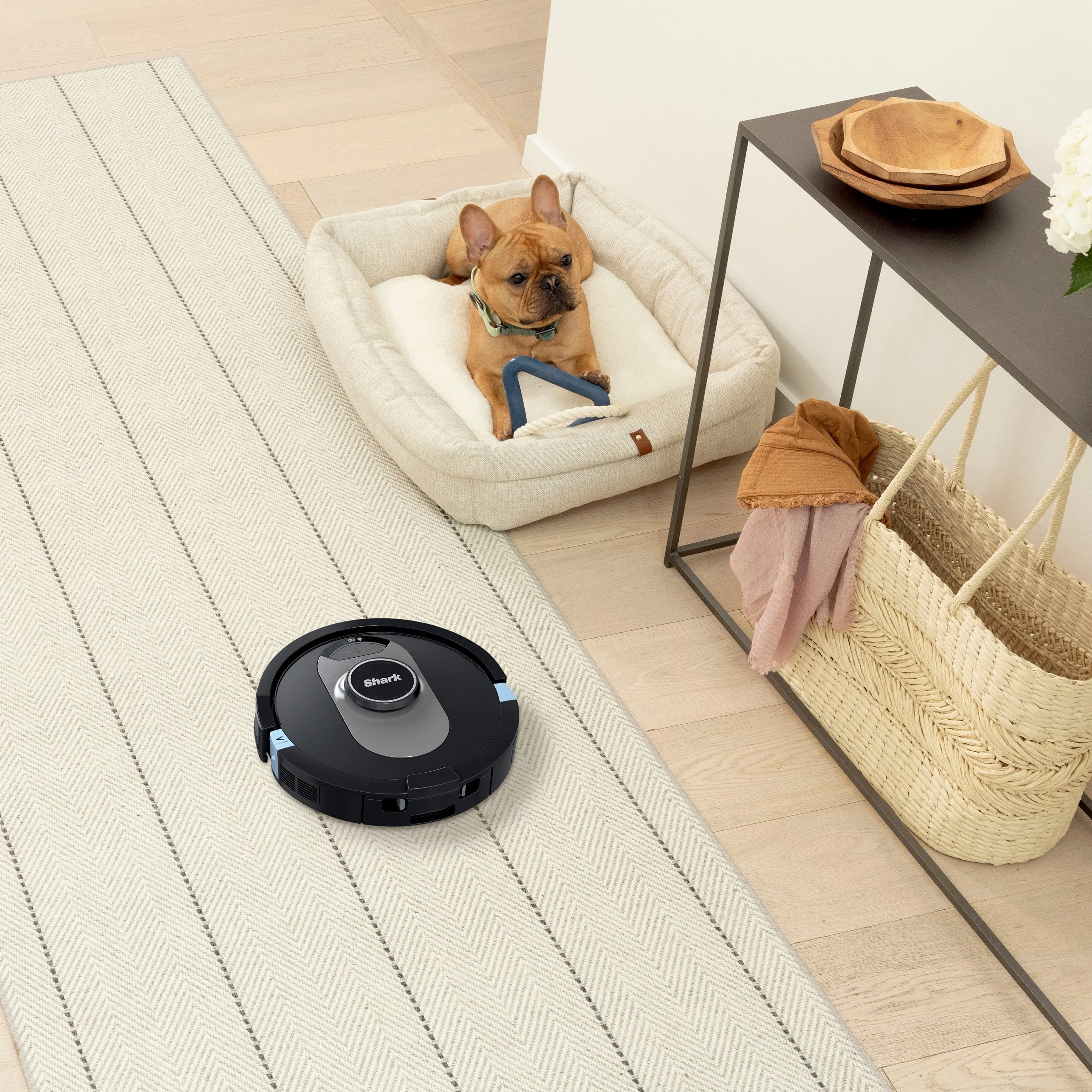 2025 Shark – Aspiradora Robot AI Ultra con Matrix Clean, Mapeo del Hogar, Base Auto-vaciable sin Bolsa HEPA, Conectividad WiFi – Negra
