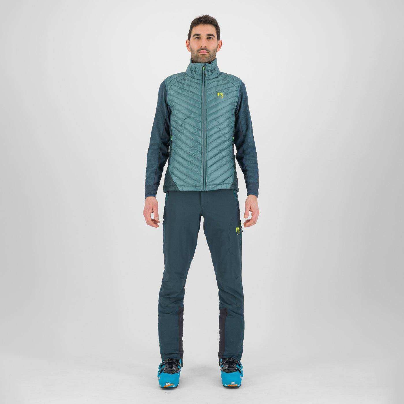 Sas Plat Vest
