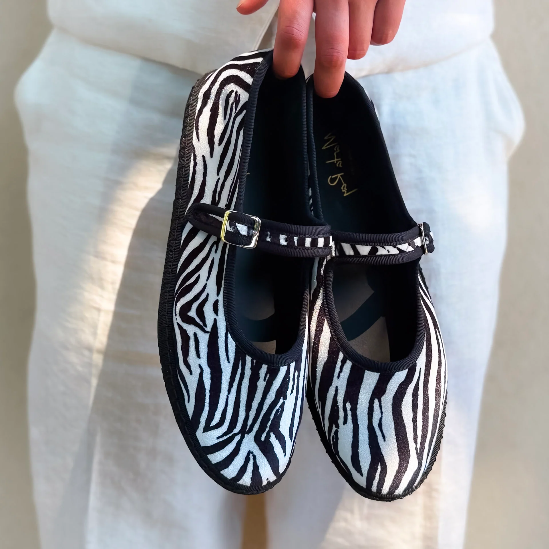 Bebe Mary Jane velluto zebra bianco/nero