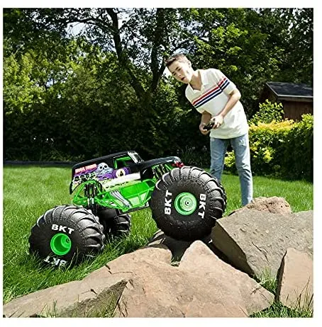 Monster Jam, Official Mega Grave Digger All-Terrain Remote Control Monster Truck with Lights