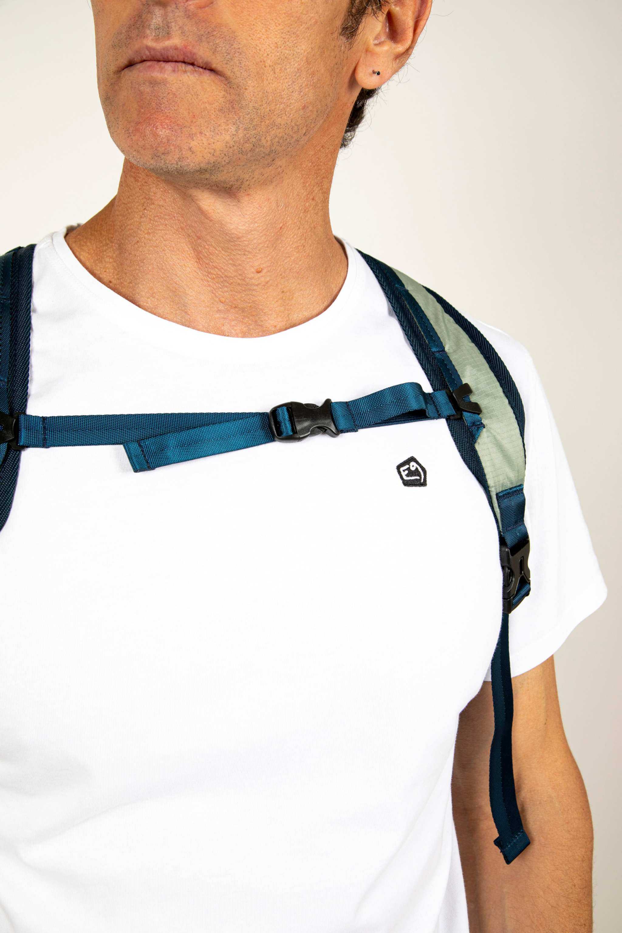 E9 Bagpack
