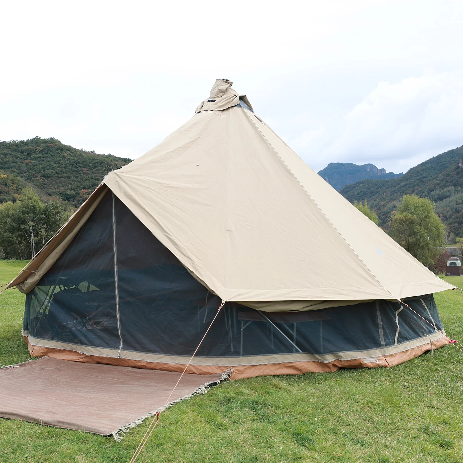 2025 KingCamp Khan 500 – Tienda espaciosa para 8 personas en forma de tipi con tejido técnico de mezcla de algodón, ventilación flexible y montaje rápido