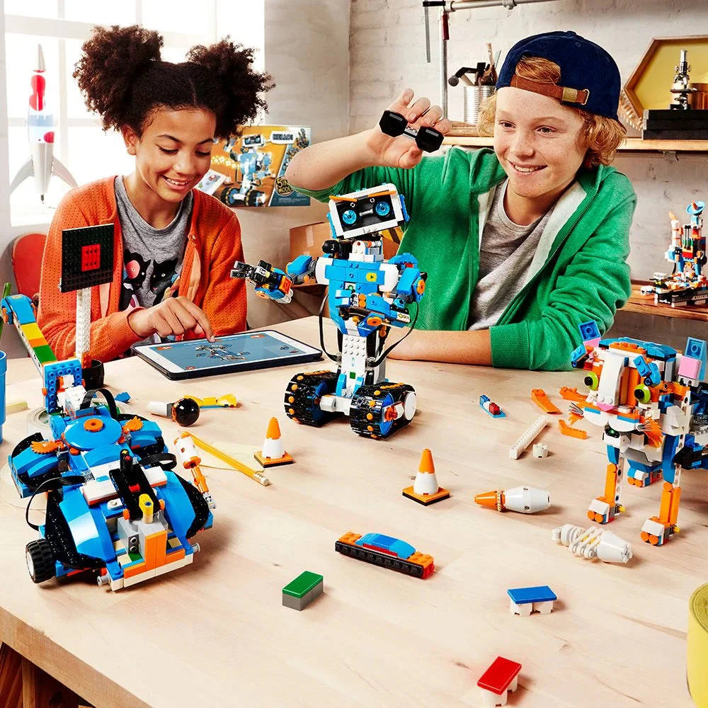 LEGO Boost Caja de Herramientas Creativa 17101 (847 Piezas)