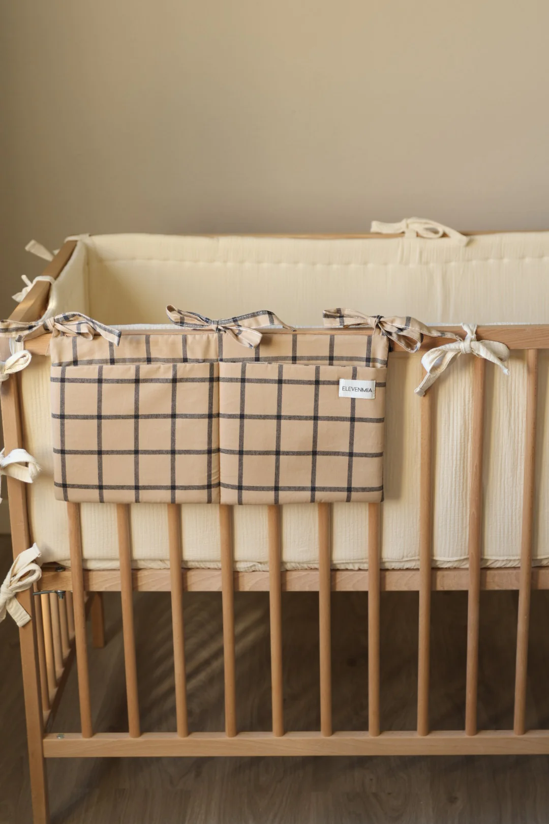 Organizador de cuna Cuadro Ocre