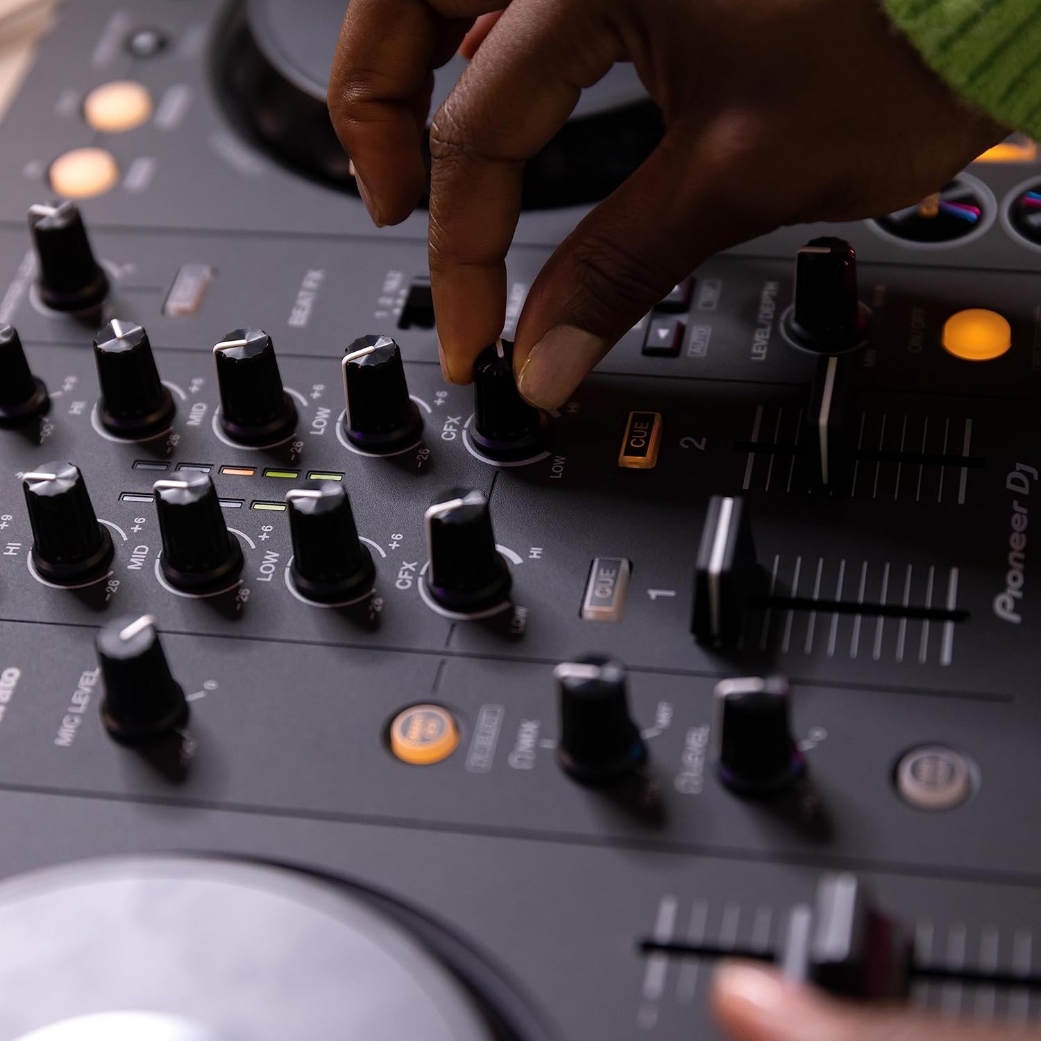 DJ DDJ-FLX4 2-Deck Controller – Graphite