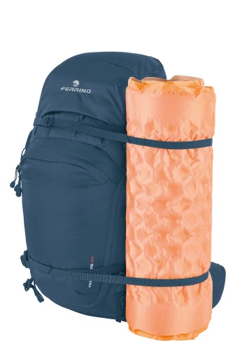 Finisterre 40 backpack