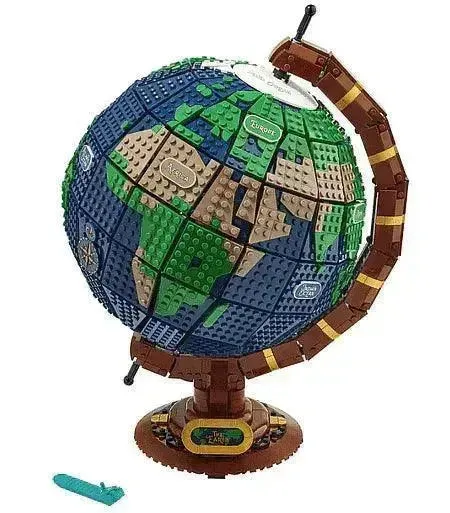 2025 LEGO Wereldbol / Globe 21332 Ideas