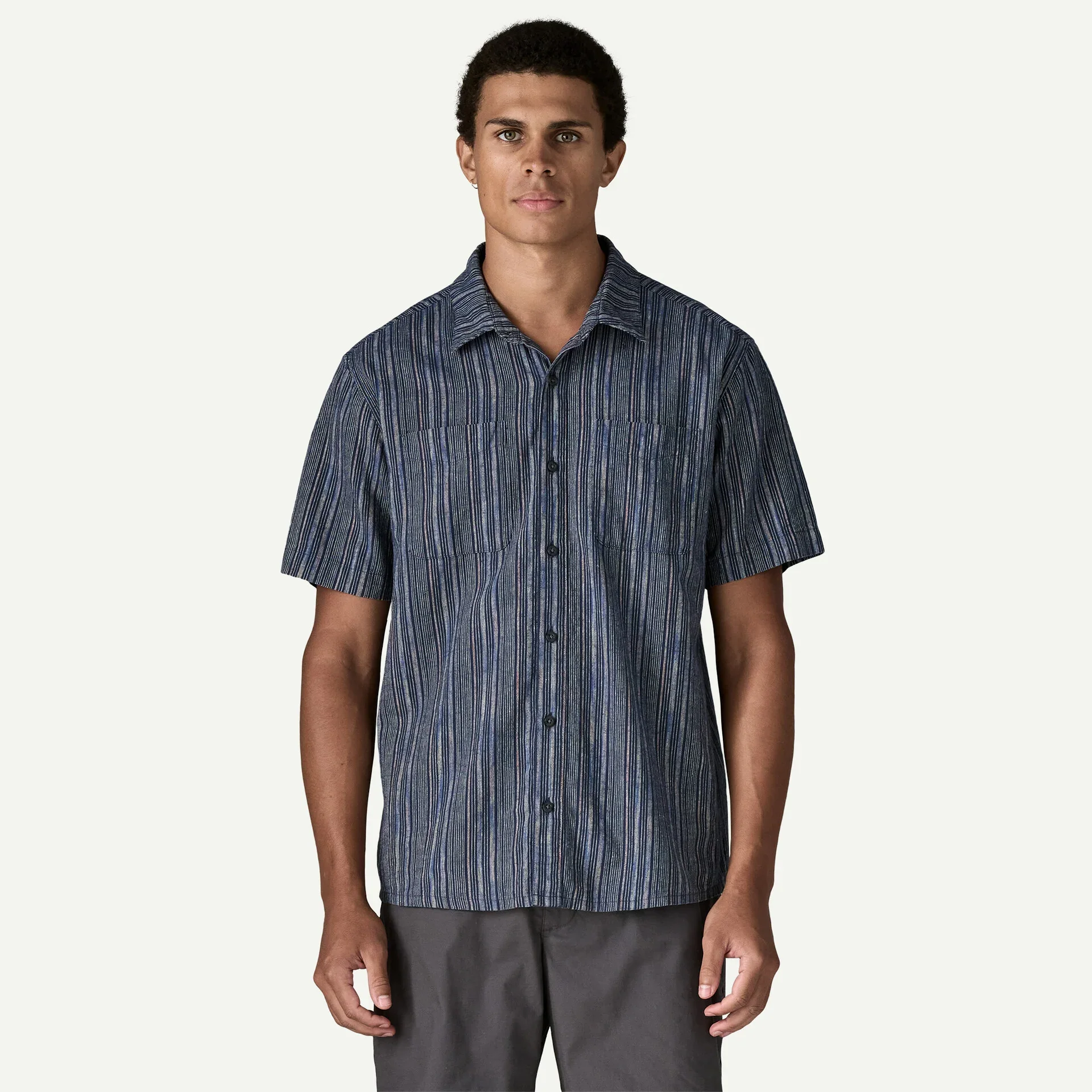 M's Back Step Shirt