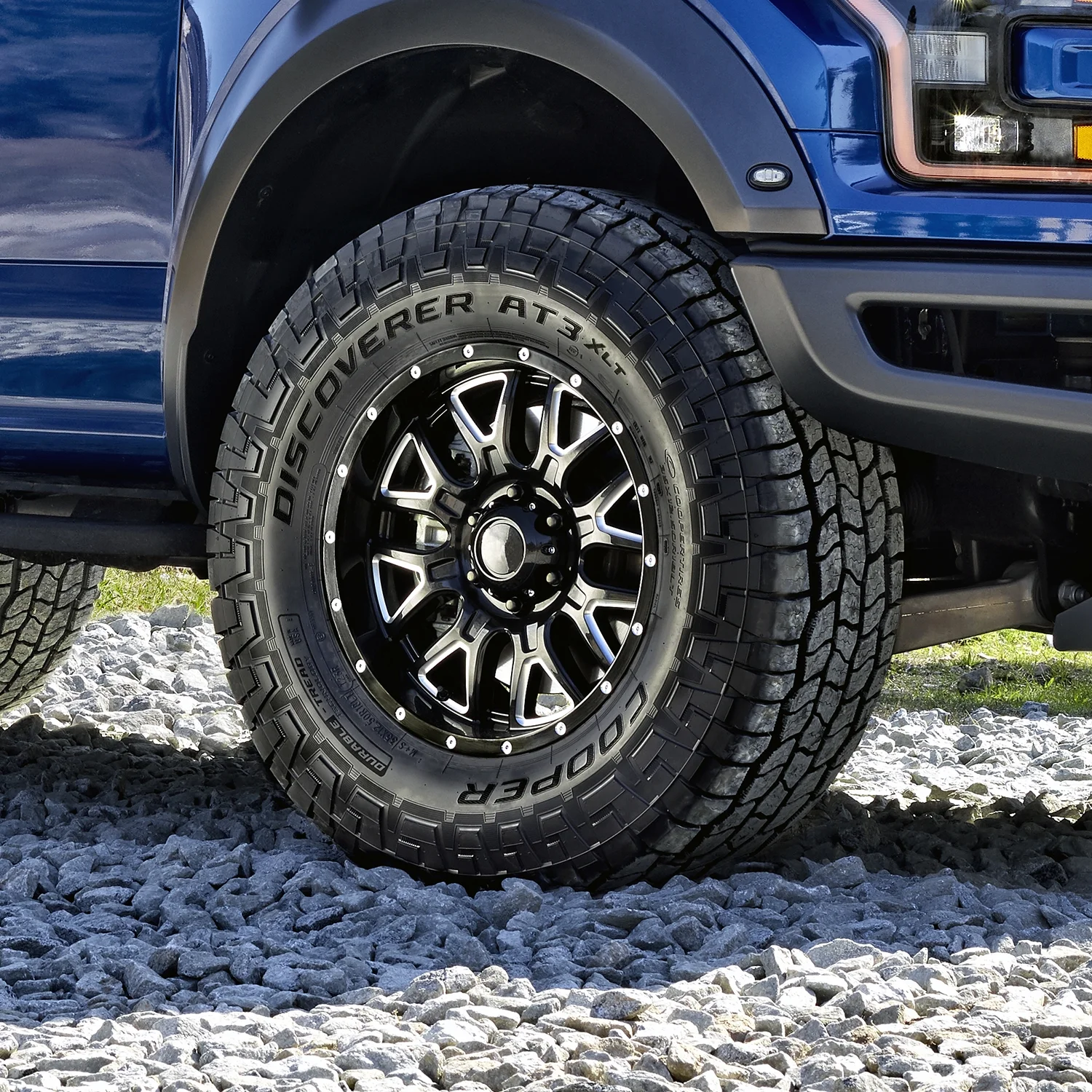 Cooper Discoverer AT3 XLT All Terrain Tires 285/75R16 10 Ply E &ndash; Fits Light Trucks & Hummer H3 Models