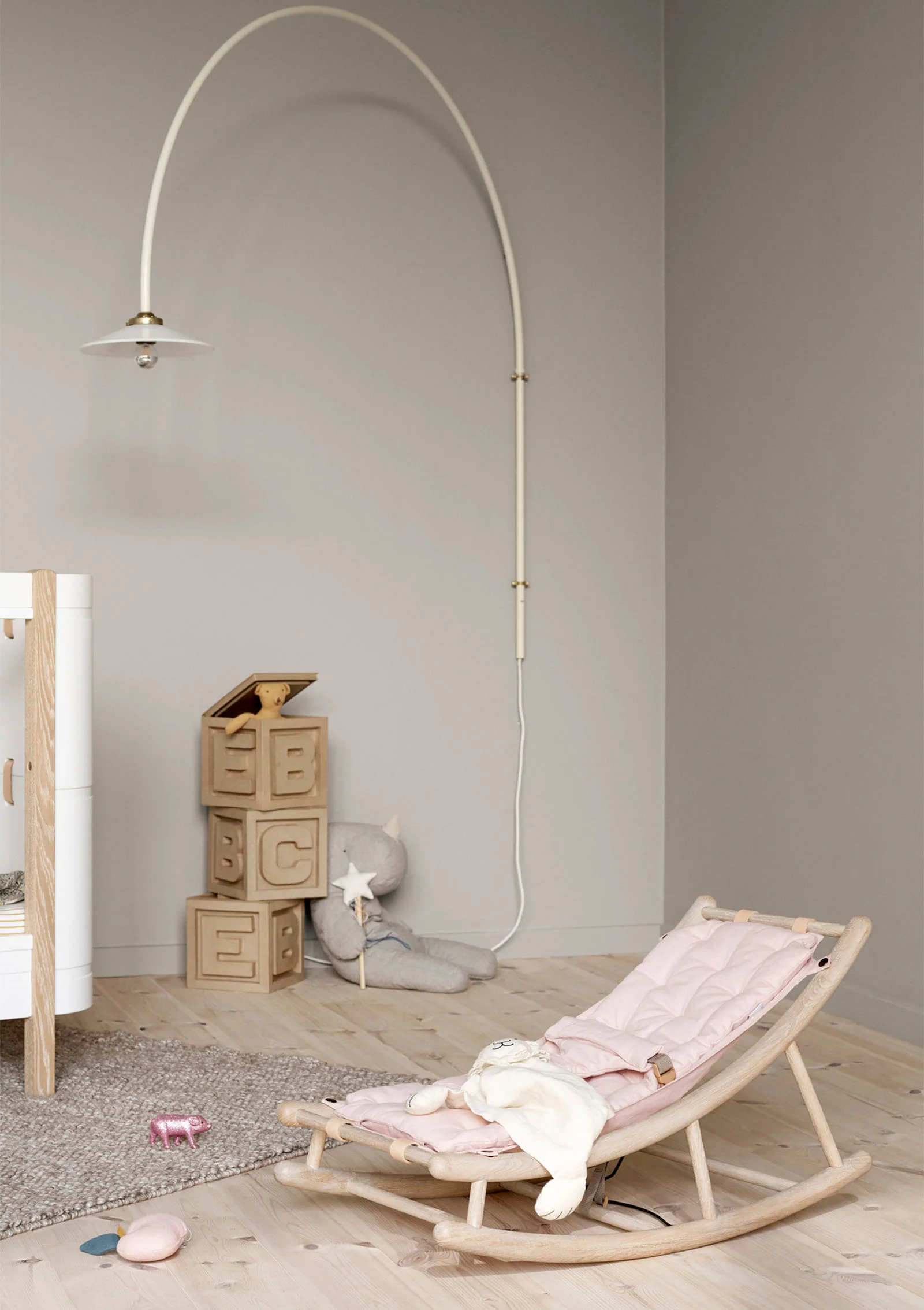 2025 Hamaca para bebé y niño pequeño 'Wood' roble / rosa