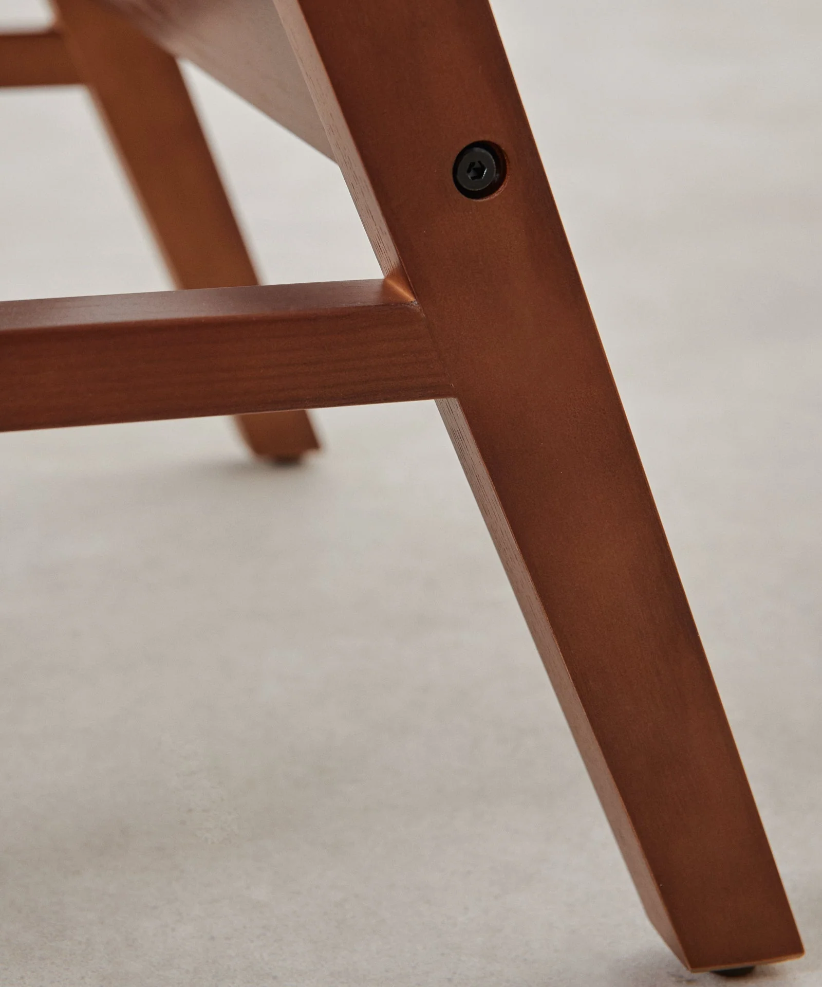 Silla de Comedor en Madera Tapizada Pauline