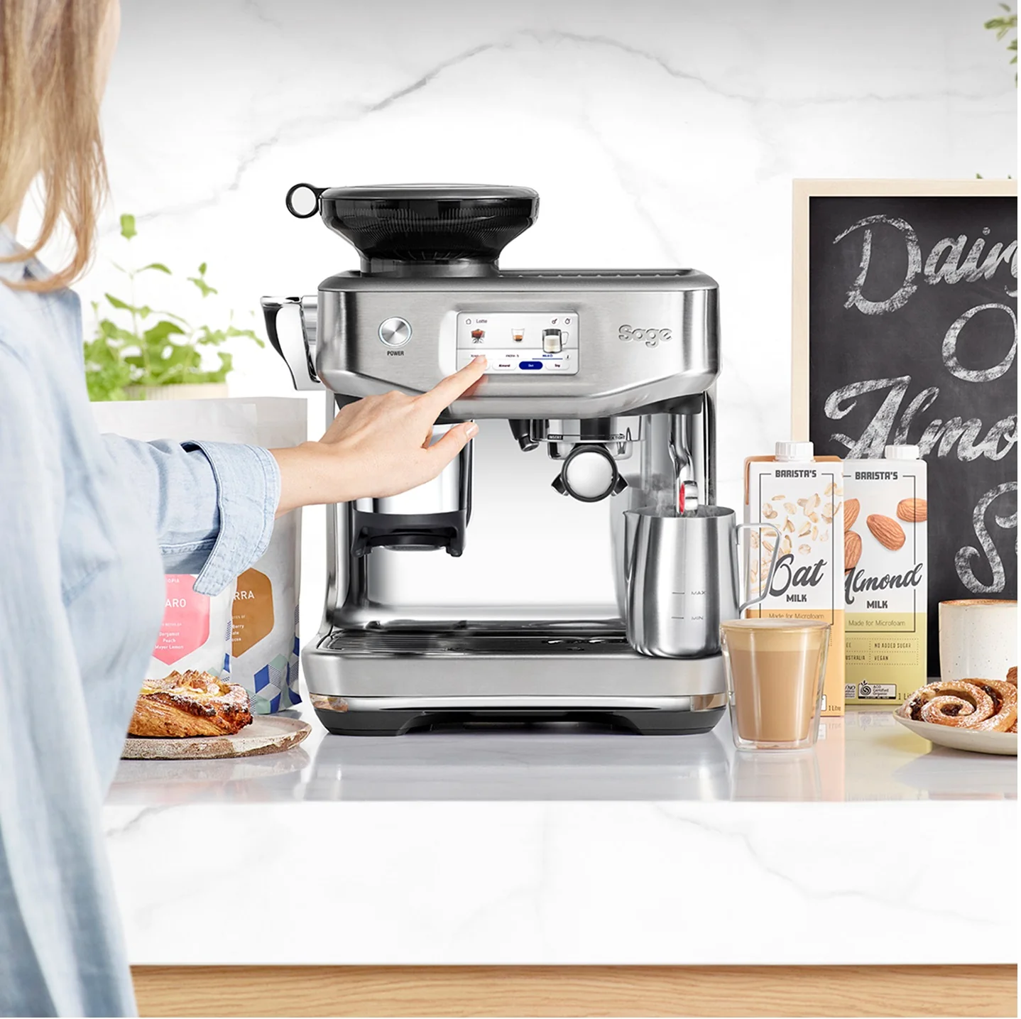 Sage macchina da caffè the Barista Touch Impress SES881BSS4FEU1