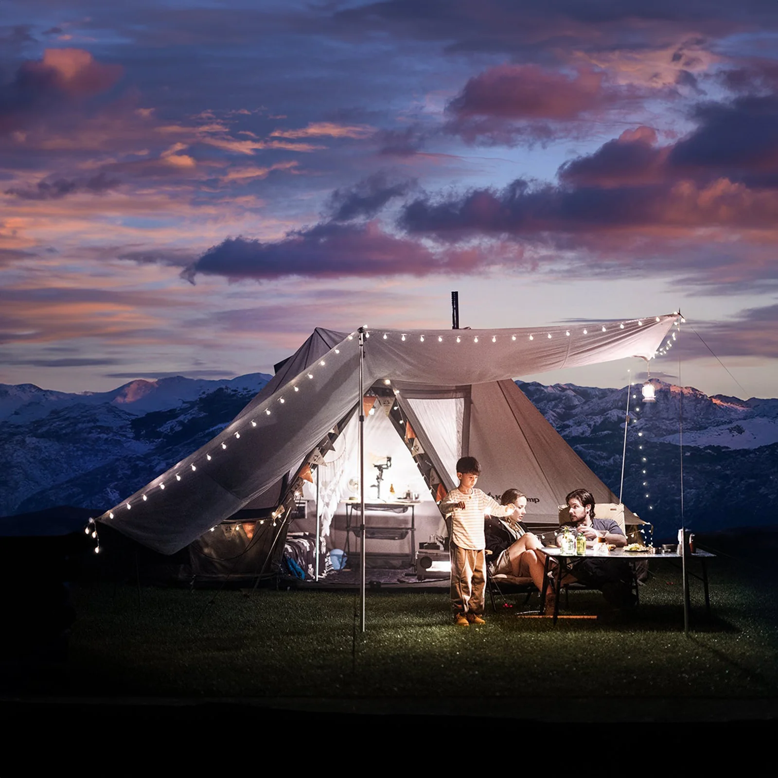 2025 KingCamp Khan Villa – Tienda de grupo glamping de lujo con 240 cm de altura interior, salida para chimenea y paredes laterales de malla para una ventilación óptima