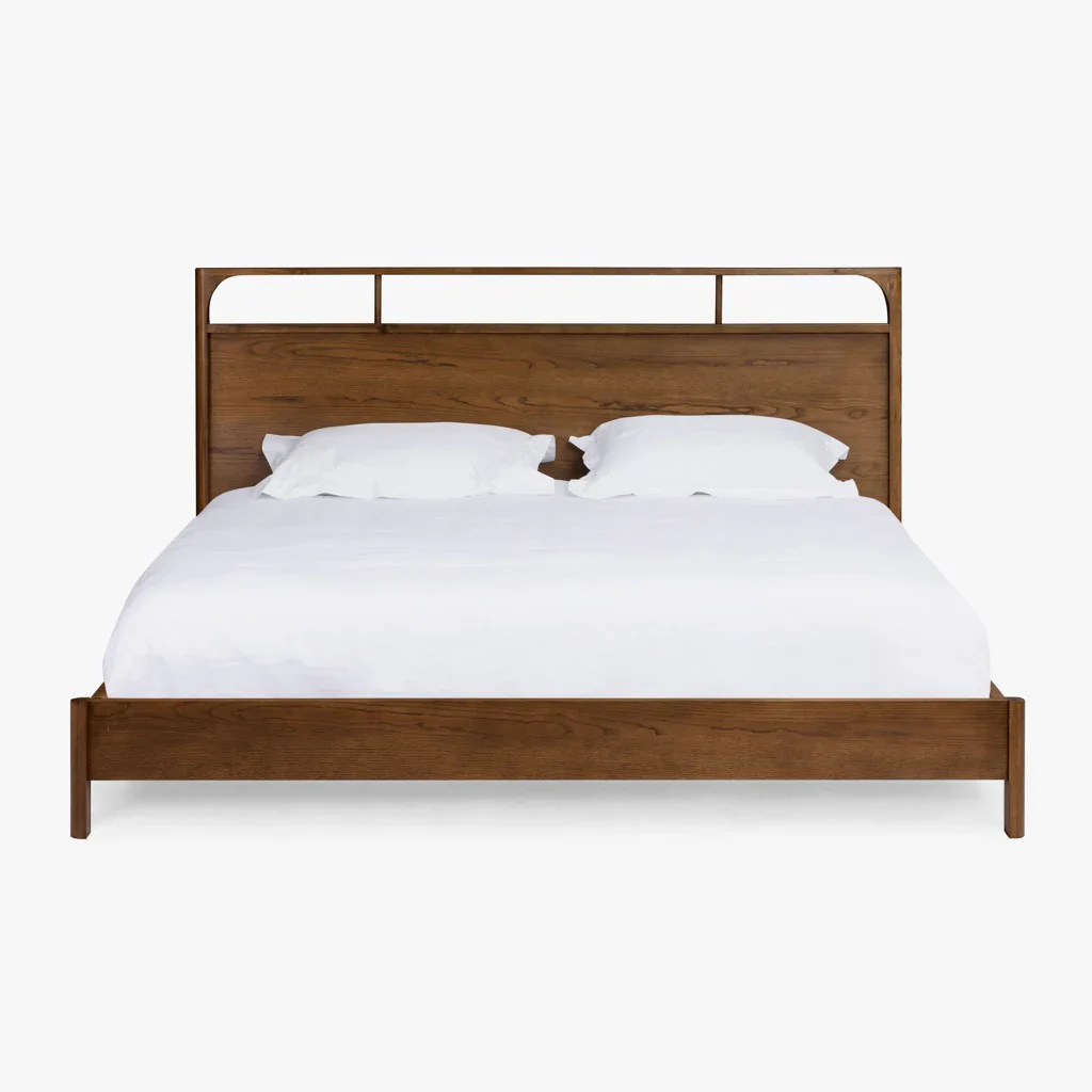 Cama Cali de Roble Tinte Nogal – Elegancia Natural y Acabados Cuidados
