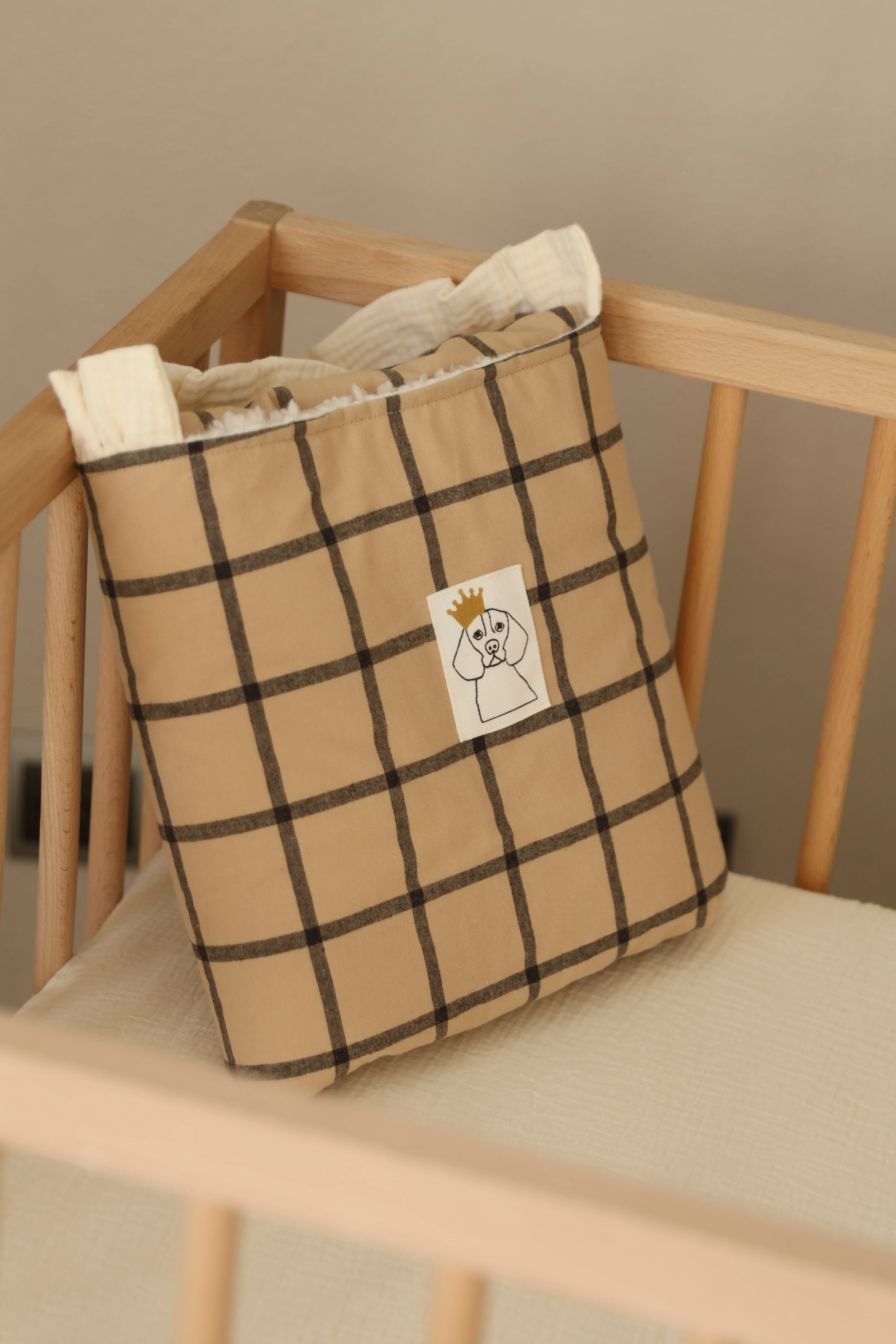 Manta cuadro ocre + Borreguito